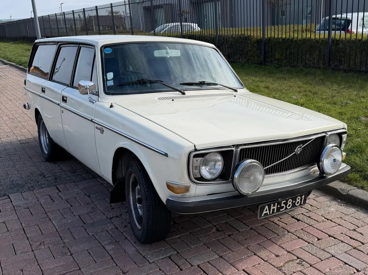 Volvo 145, foto 2