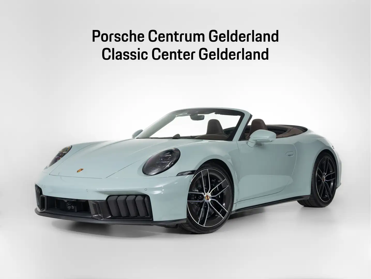 Porsche 992 Carrera 4 GTS Cabriolet Nieuwste Model Groen - 1