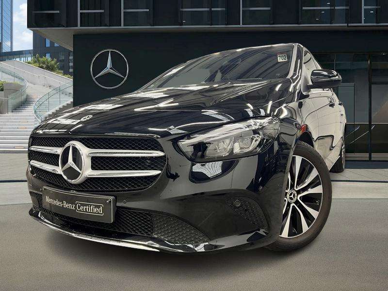 Mercedes-Benz B 180