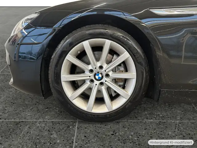 BMW 6 Series view 10