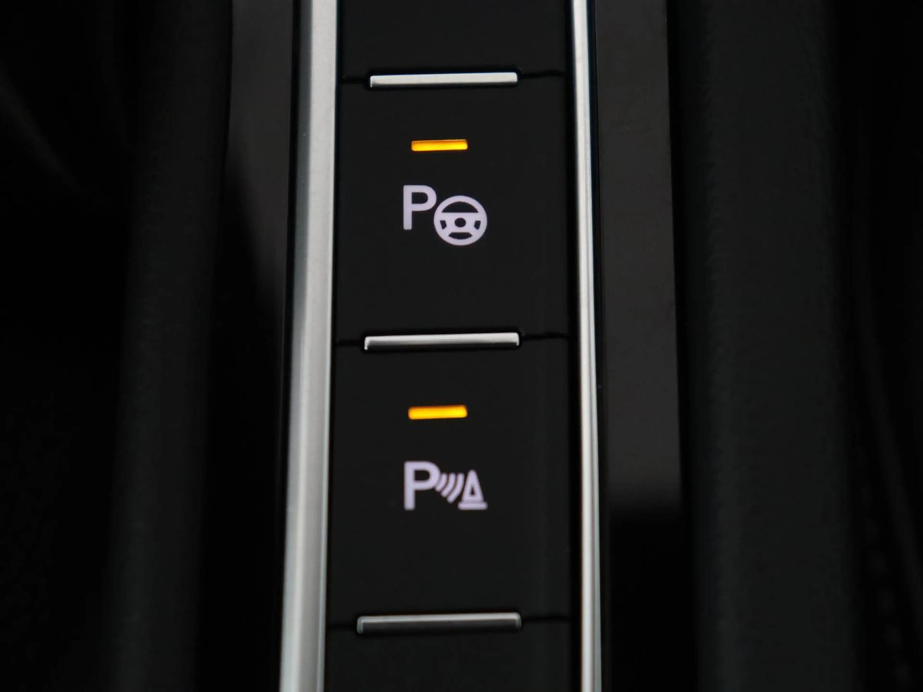 Volkswagen Arteon 1.4 TSI eHybrid R-Line Business+ — photo 34