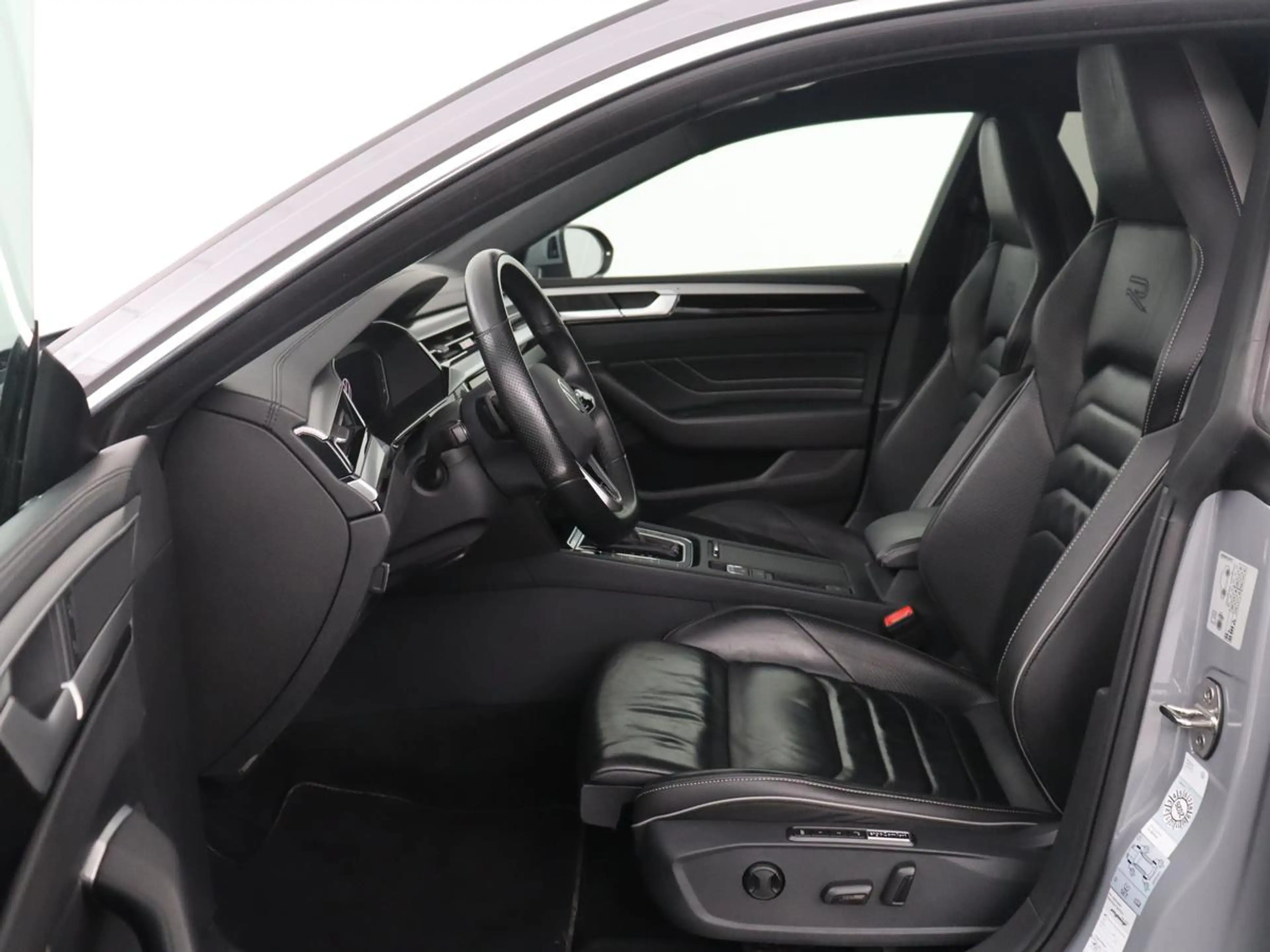 Volkswagen Arteon 1.4 TSI eHybrid R-Line Business+ — photo 5