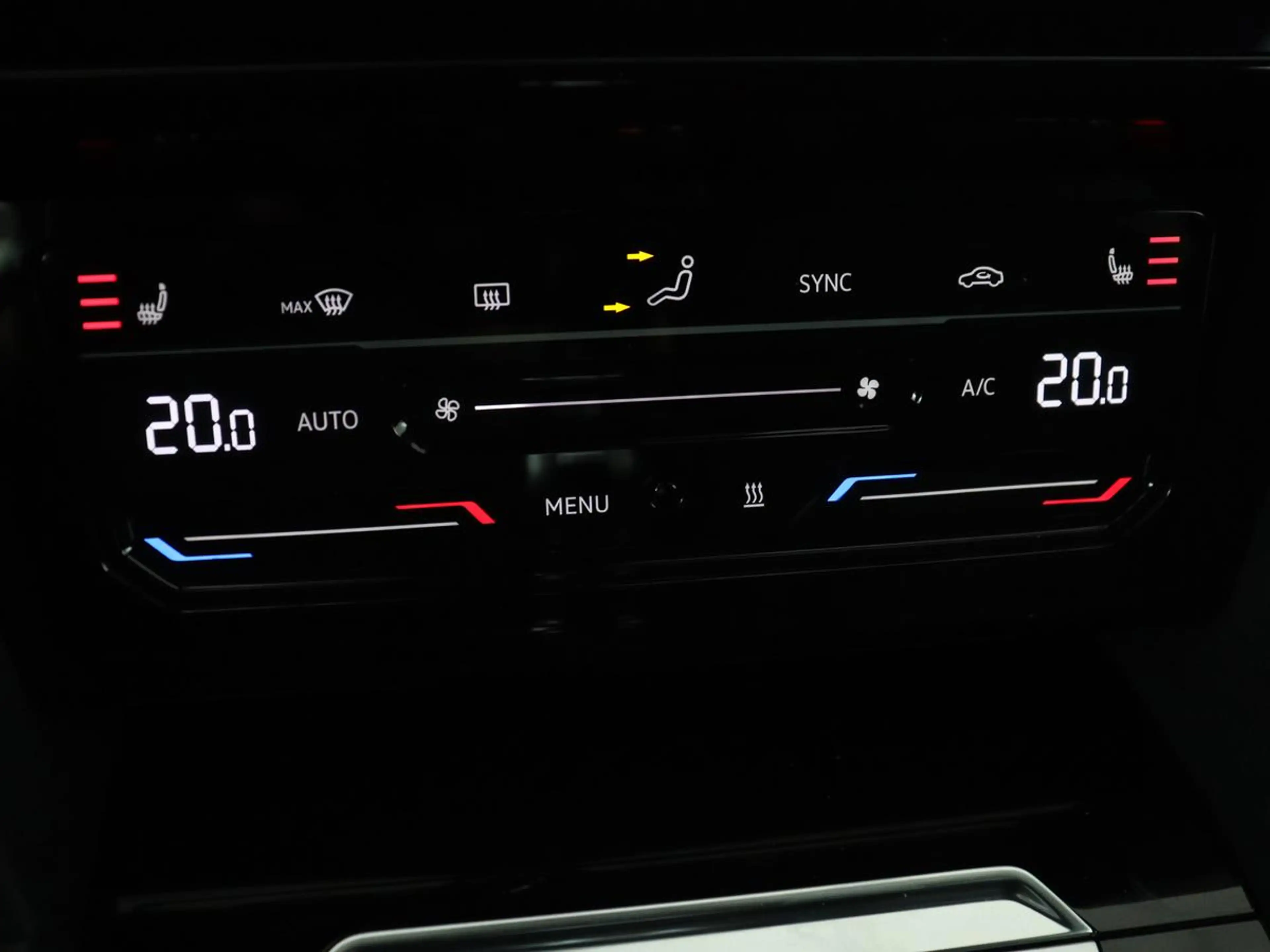 Volkswagen Arteon 1.4 TSI eHybrid R-Line Business+ — photo 37