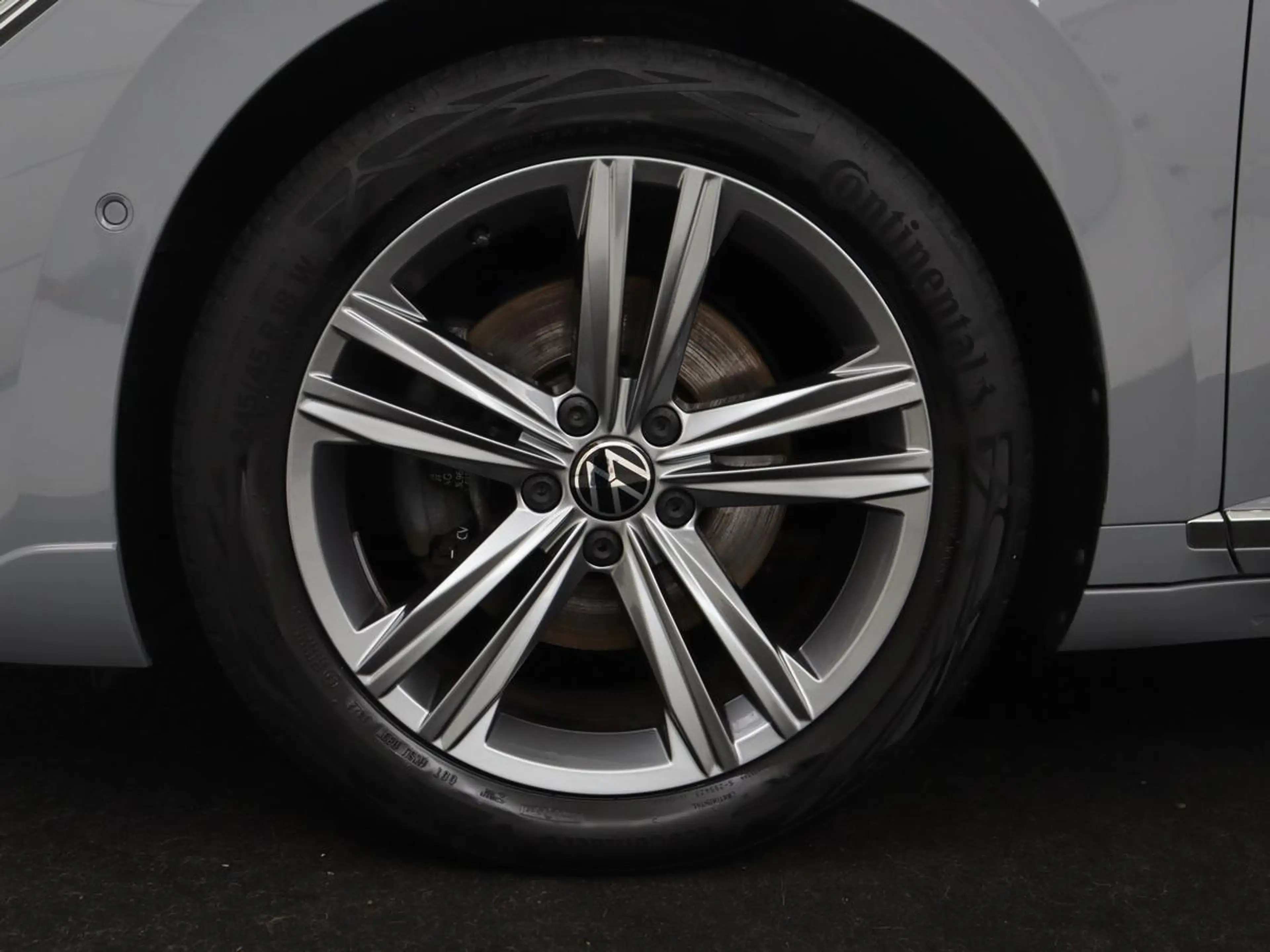 Volkswagen Arteon 1.4 TSI eHybrid R-Line Business+ — photo 42