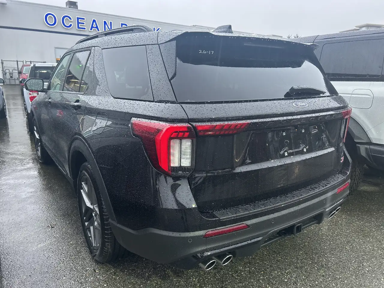 Ford Explorer снимка Ford Explorer