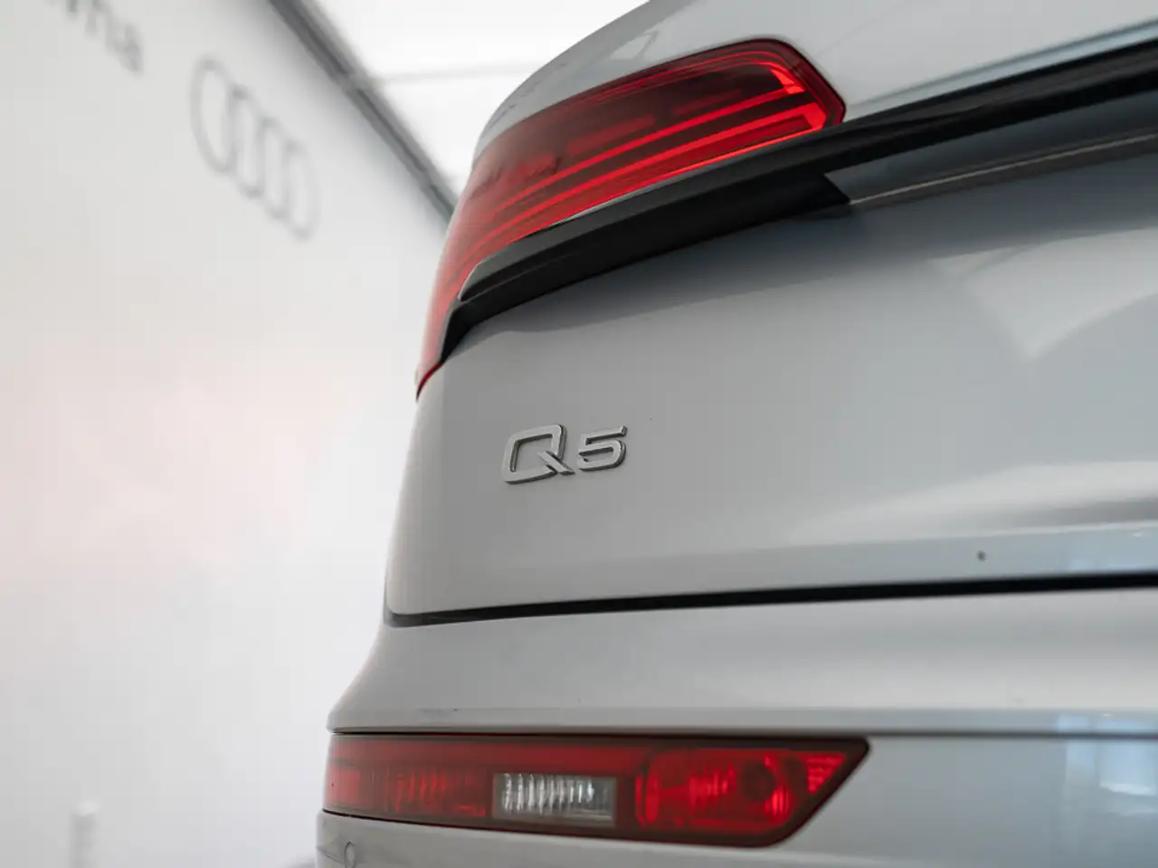 Audi Q5 снимка Audi Q5
