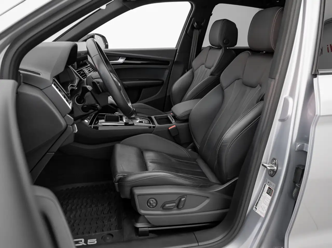 Audi Q5 снимка Audi Q5