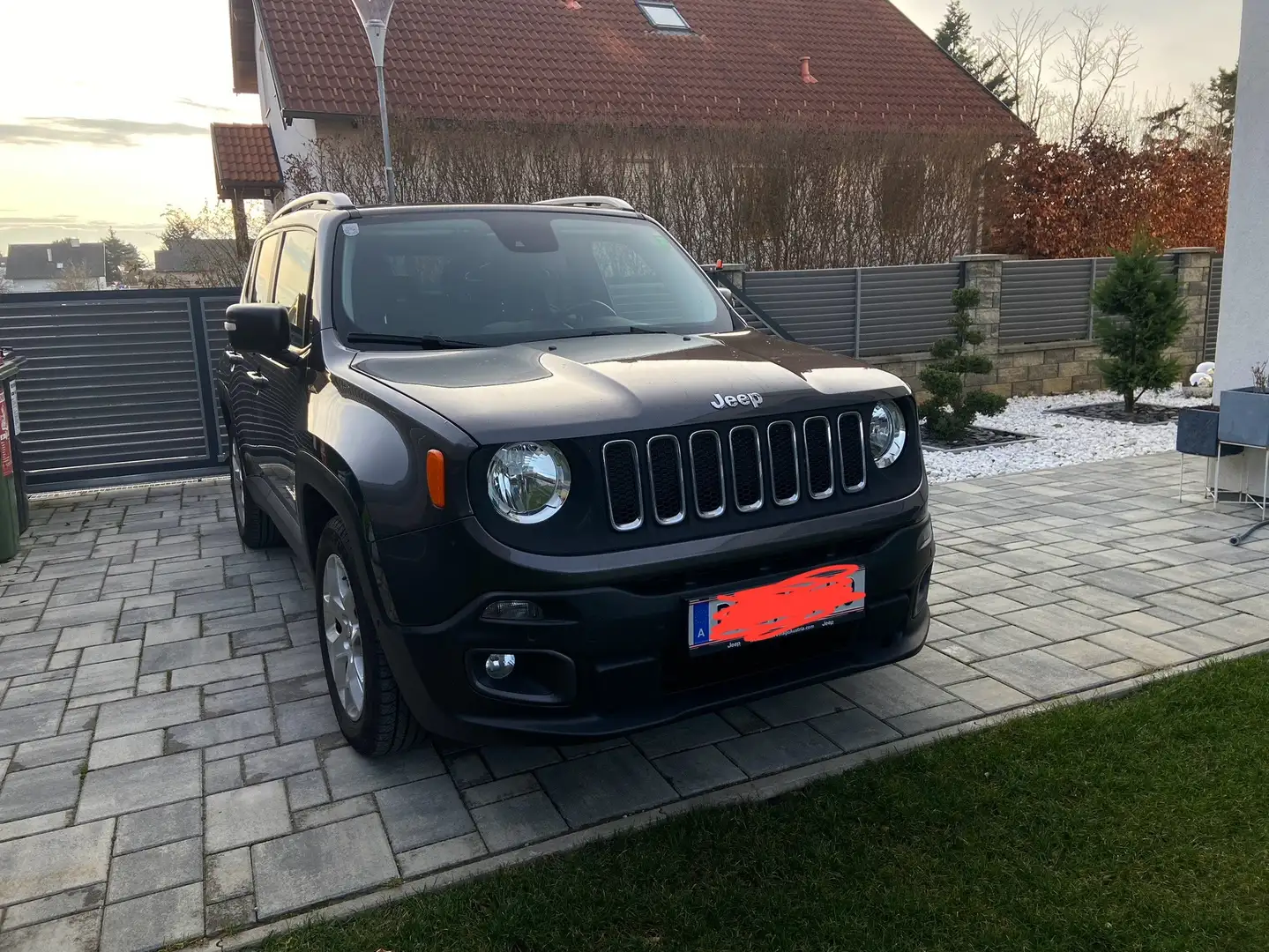 Jeep Renegade Renegade 1,6 MultiJet II 120 Limited Limited Grau - 2