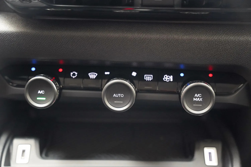 Citroen C4 You 50kWh 3-fase [ LED Navi Apple / android Camera — photo 8