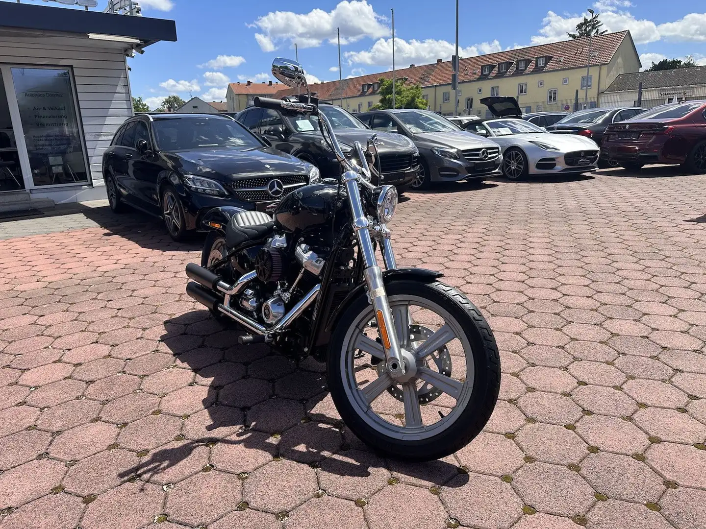 Harley-Davidson Softail Standard Custom Dr.Jekill & Mr.Hide Negro - 1