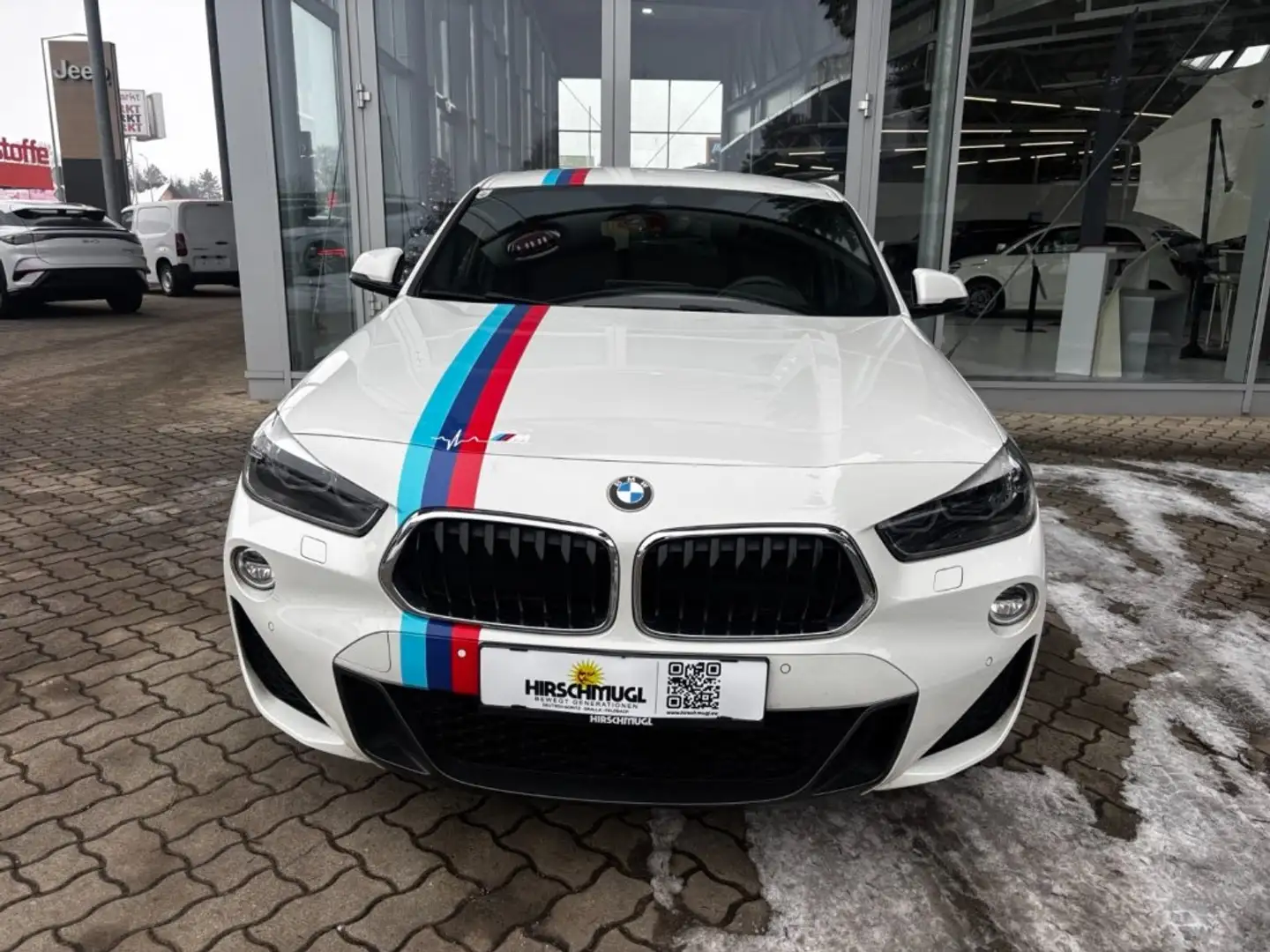 BMW X2 sDrive18i Aut. M SPORT Weiß - 2