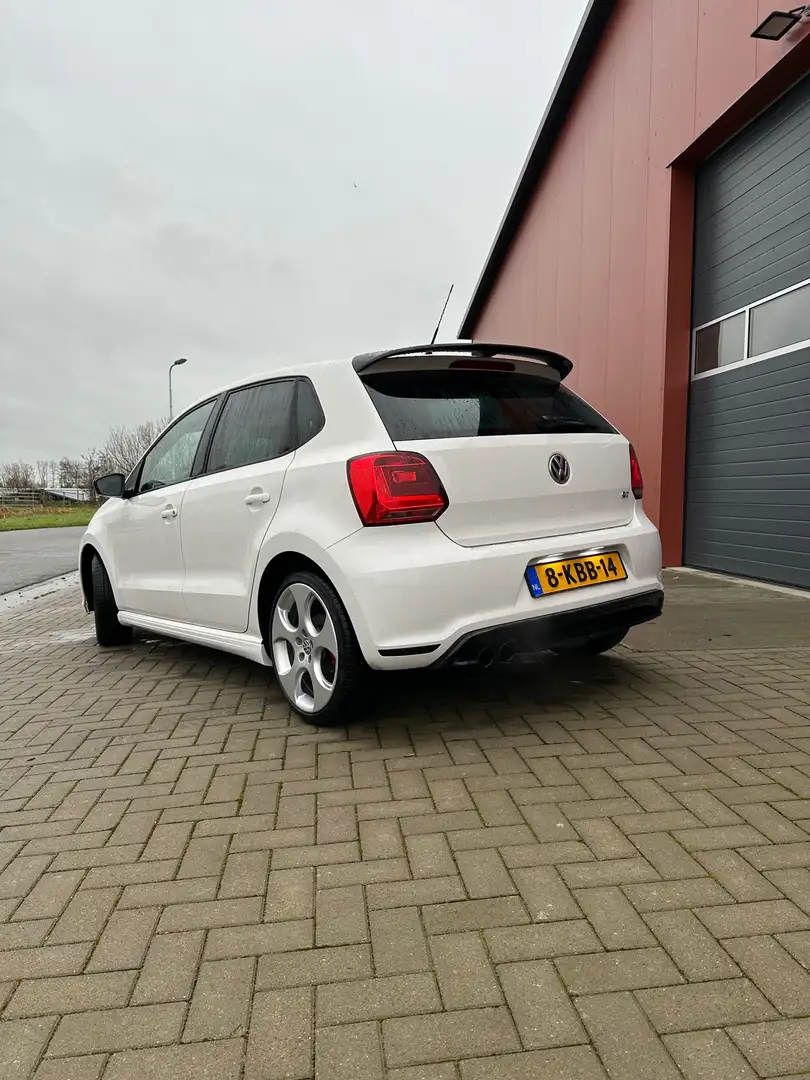 Volkswagen Polo 1.4 TSI ACT BlueGT Wit - 2
