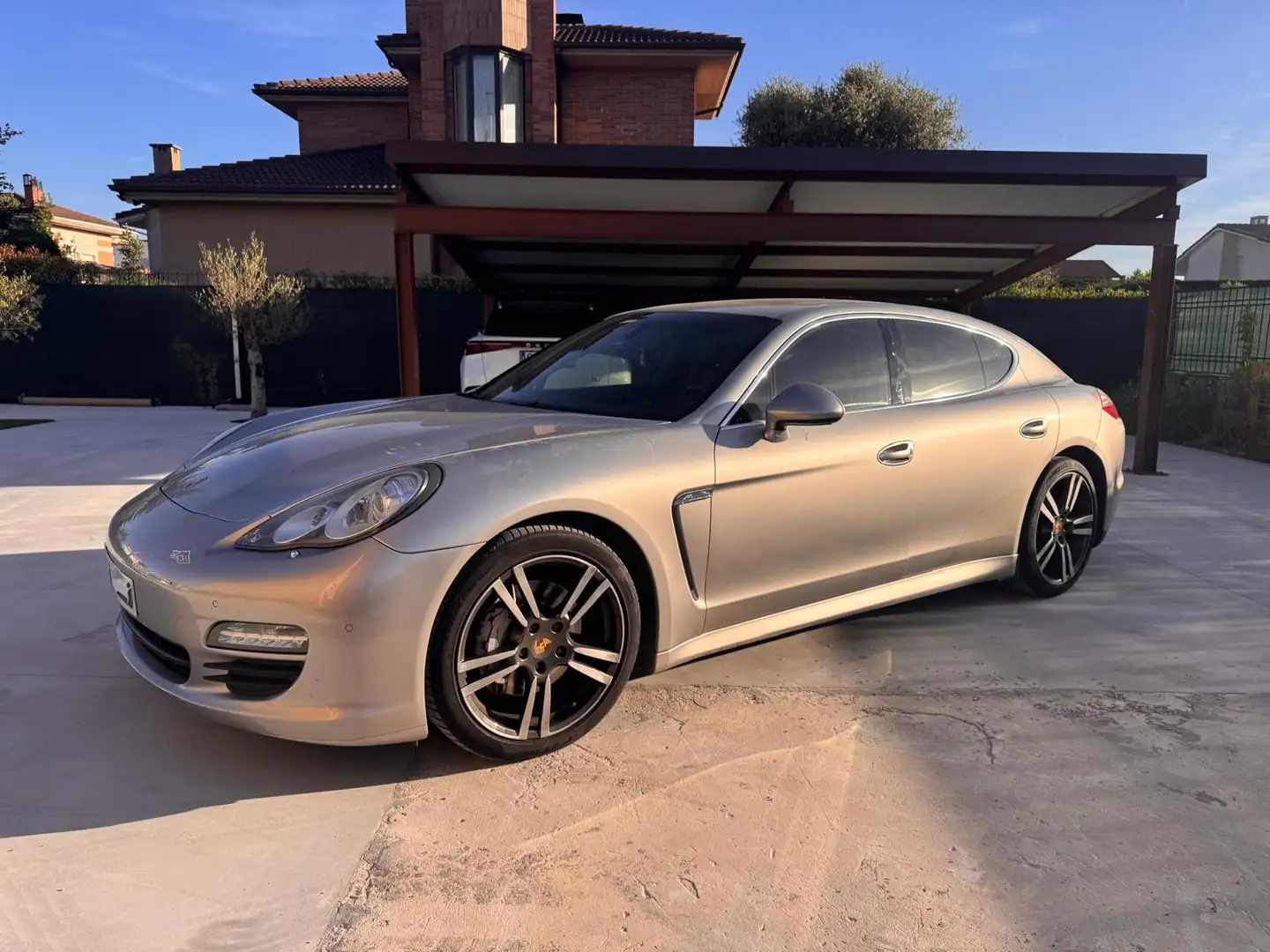 Porsche Panamera 4S Aut. - 2