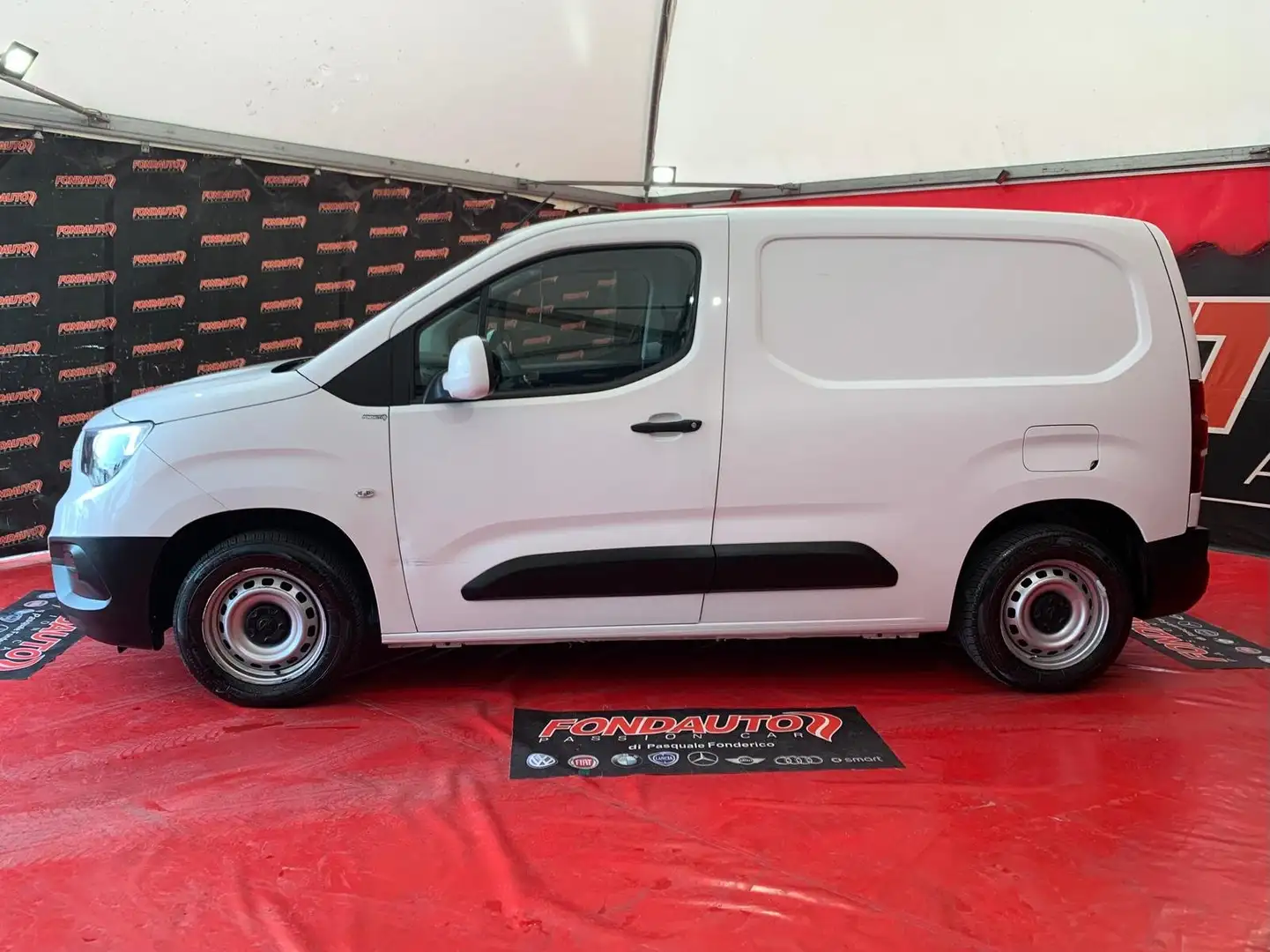 Opel Combo Blanc - 2