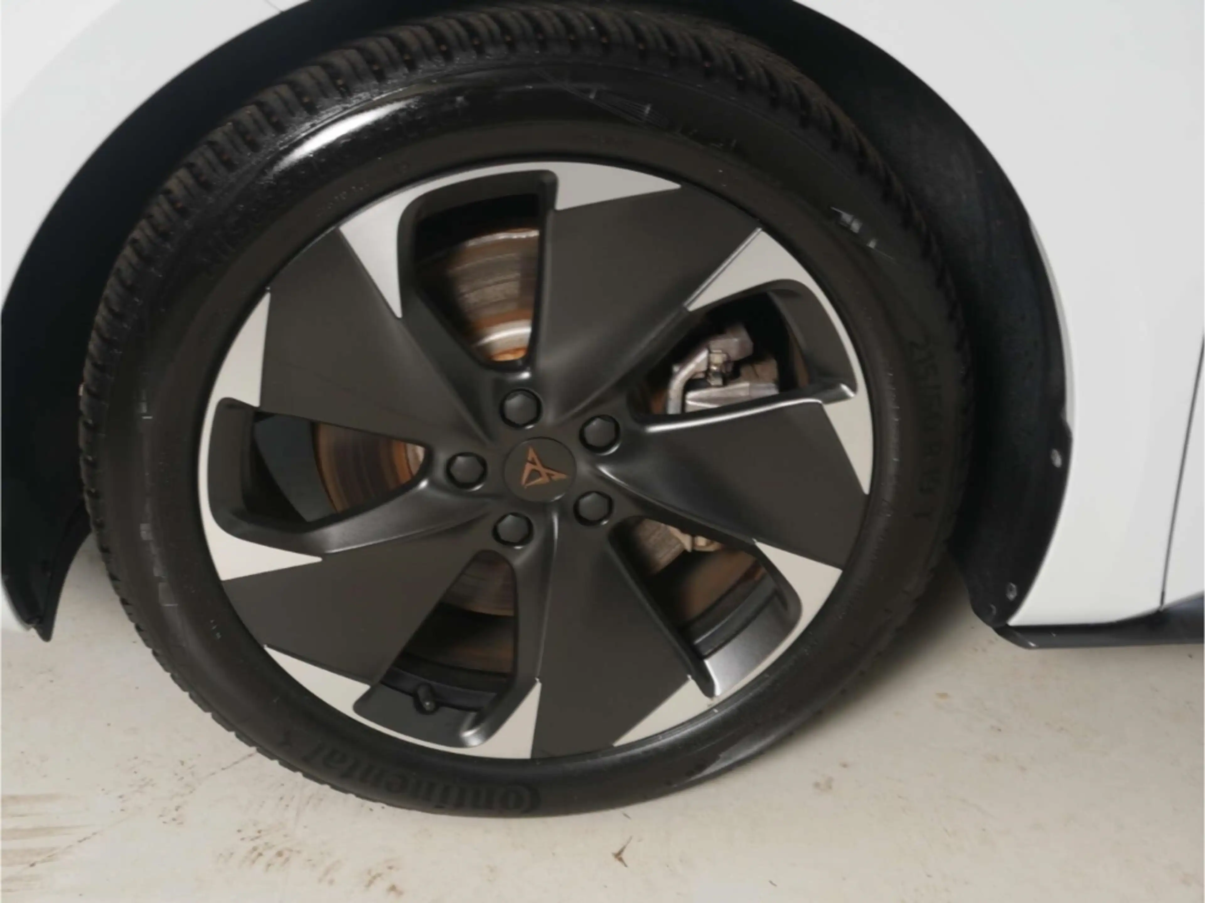 CUPRA Born 77 kWh — photo 5