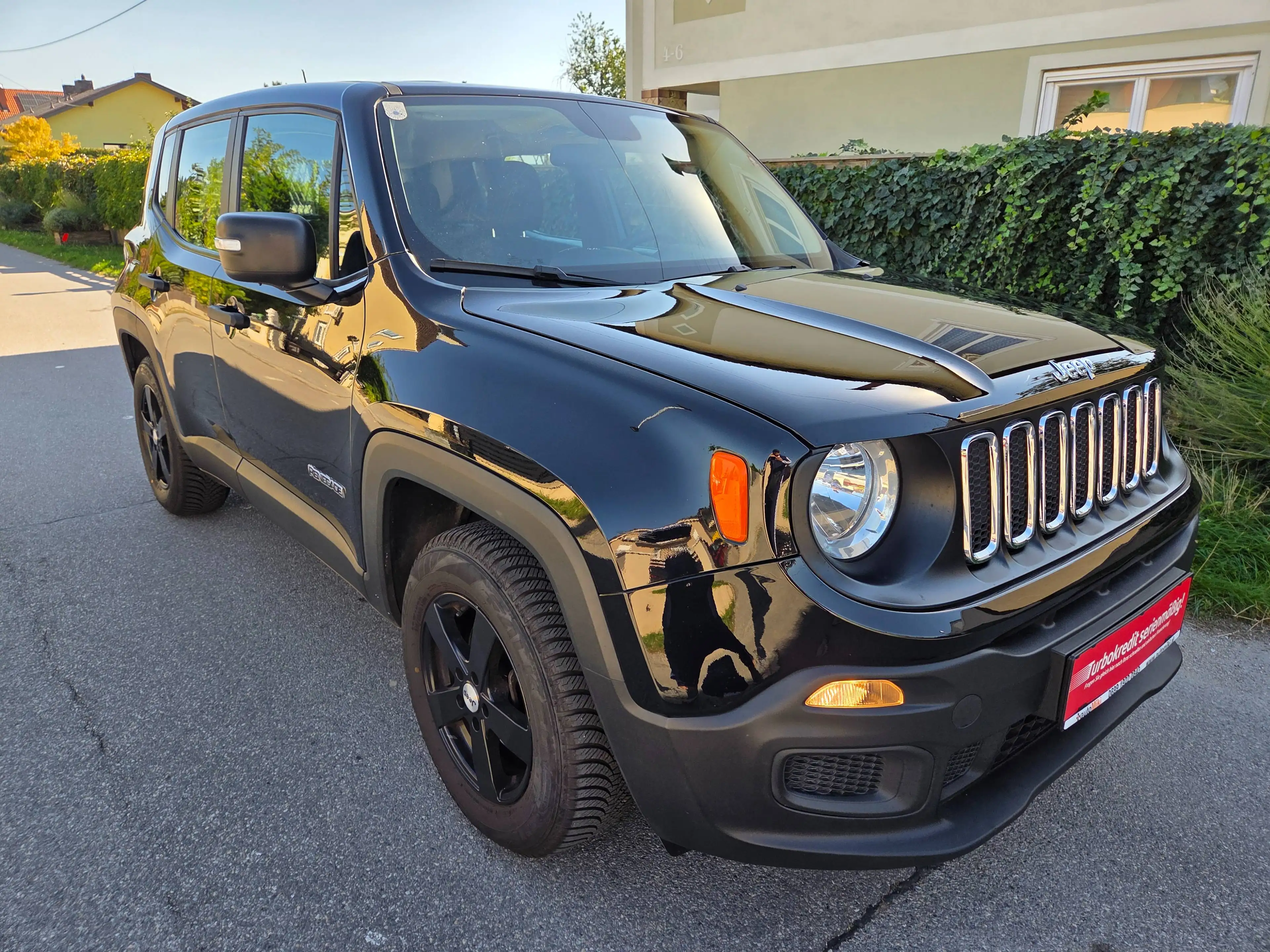 Jeep Renegade 1,6 Benzin Sport FWD — photo 3