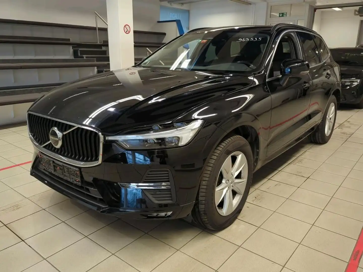 Volvo XC60 XC60 Momentum Pro AWD Schwarz - 1