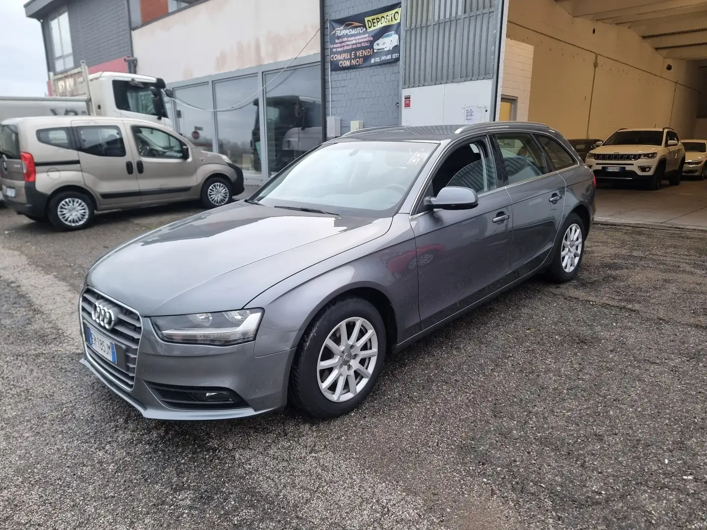 Audi A4 Avant 2.0 tdi 120cv proprietari 1 Grigio - 2