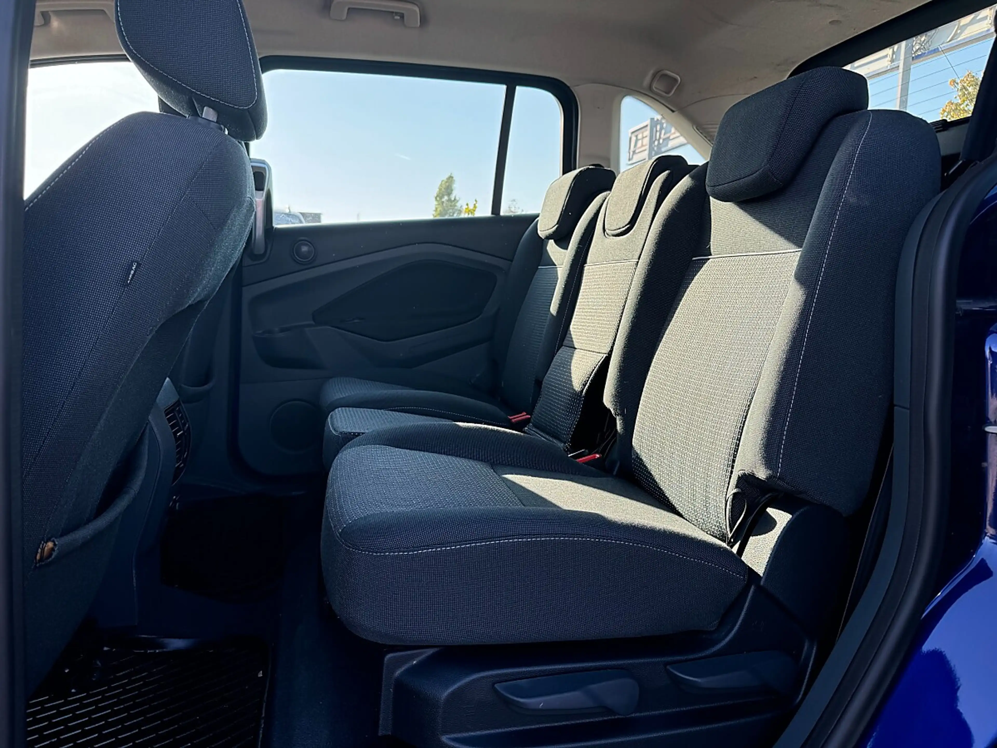 Ford Grand C-Max Grand C-MAX Easy 2,0 TDCi **Eintausch*Finanzier... — photo 9