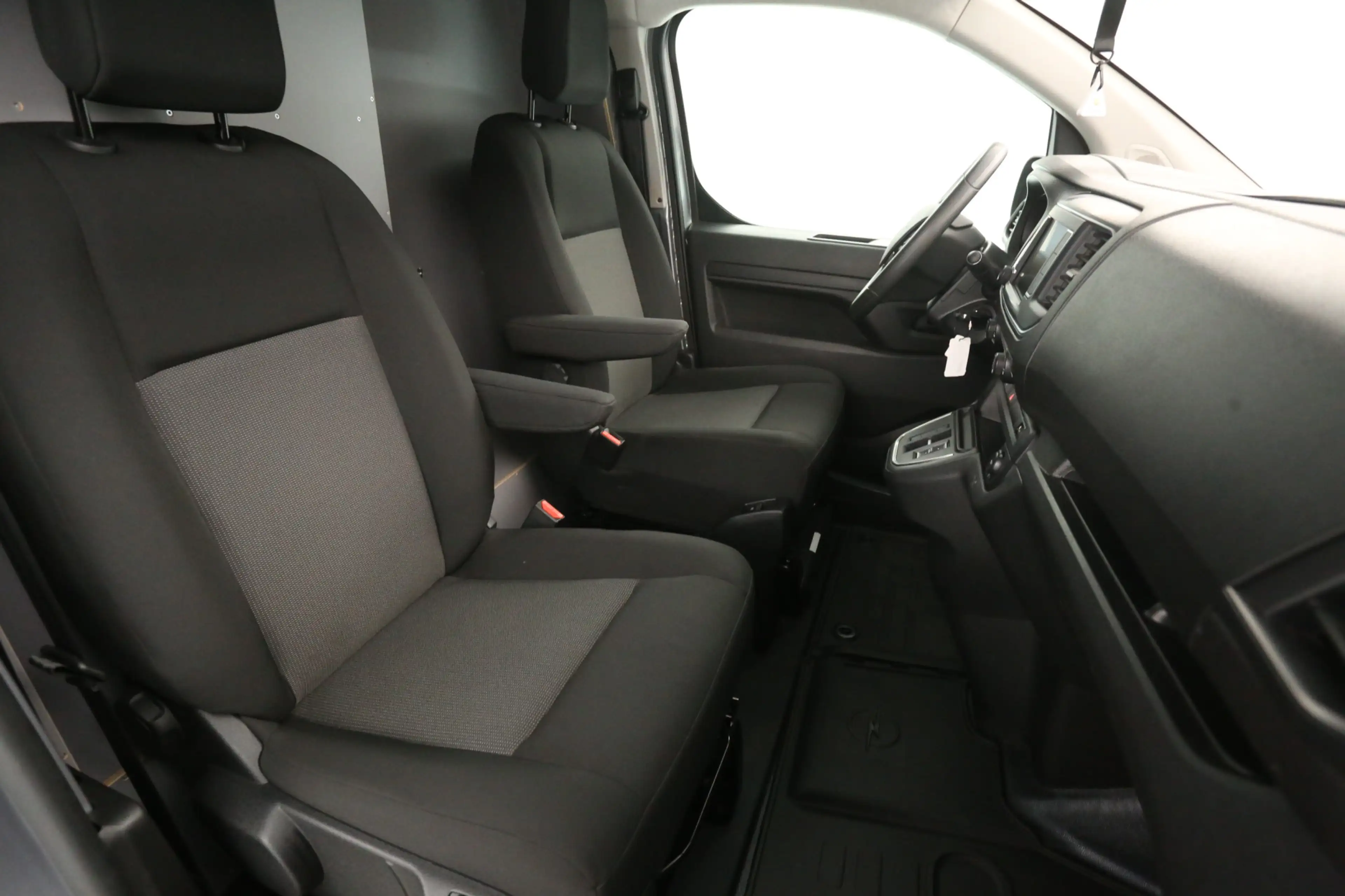 Peugeot e-Expert Opel Vivaro-e L2H1 75 kWh | Snelladen | SOH 96% | — photo 12
