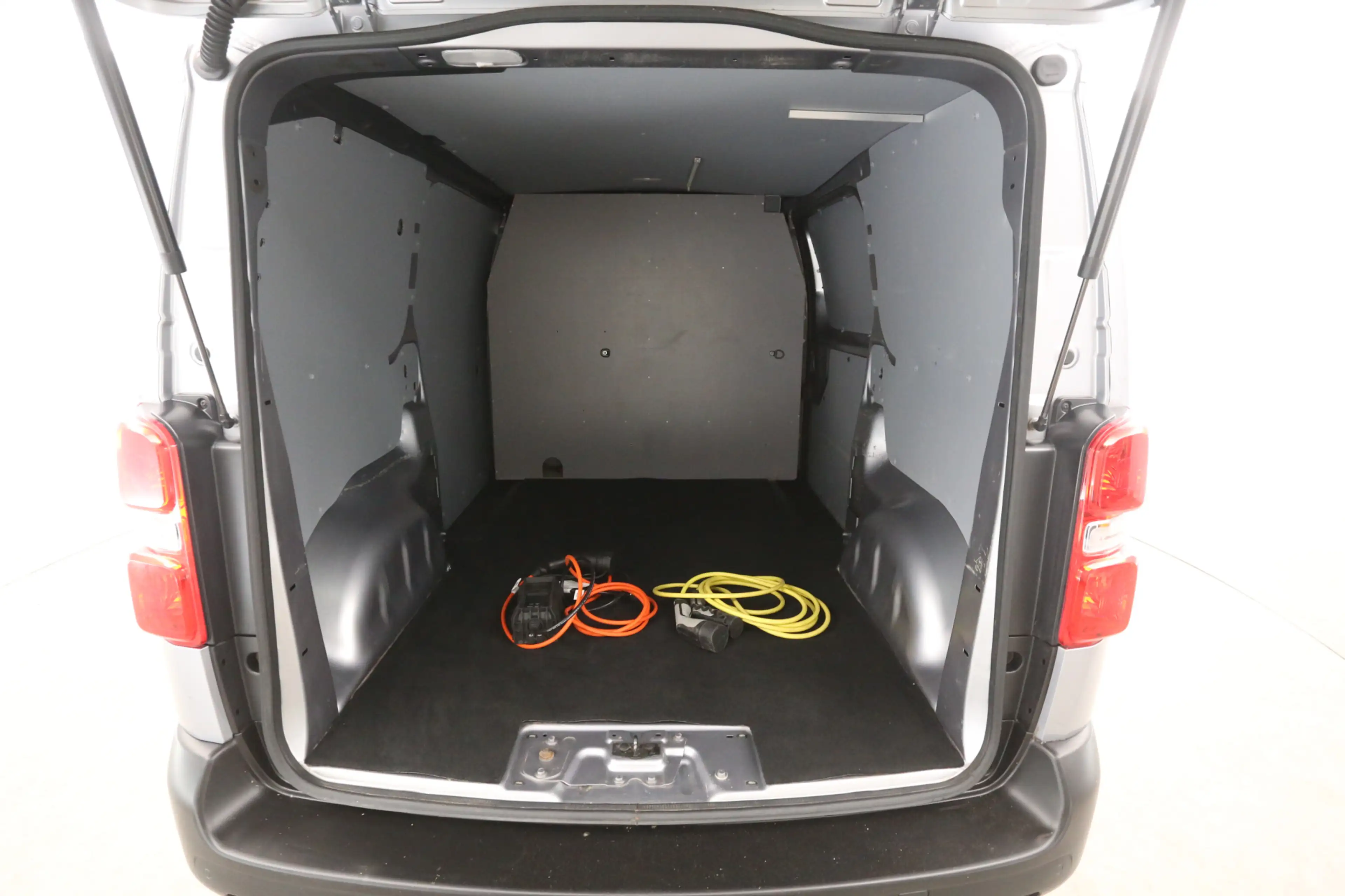 Peugeot e-Expert Opel Vivaro-e L2H1 75 kWh | Snelladen | SOH 96% | — photo 3