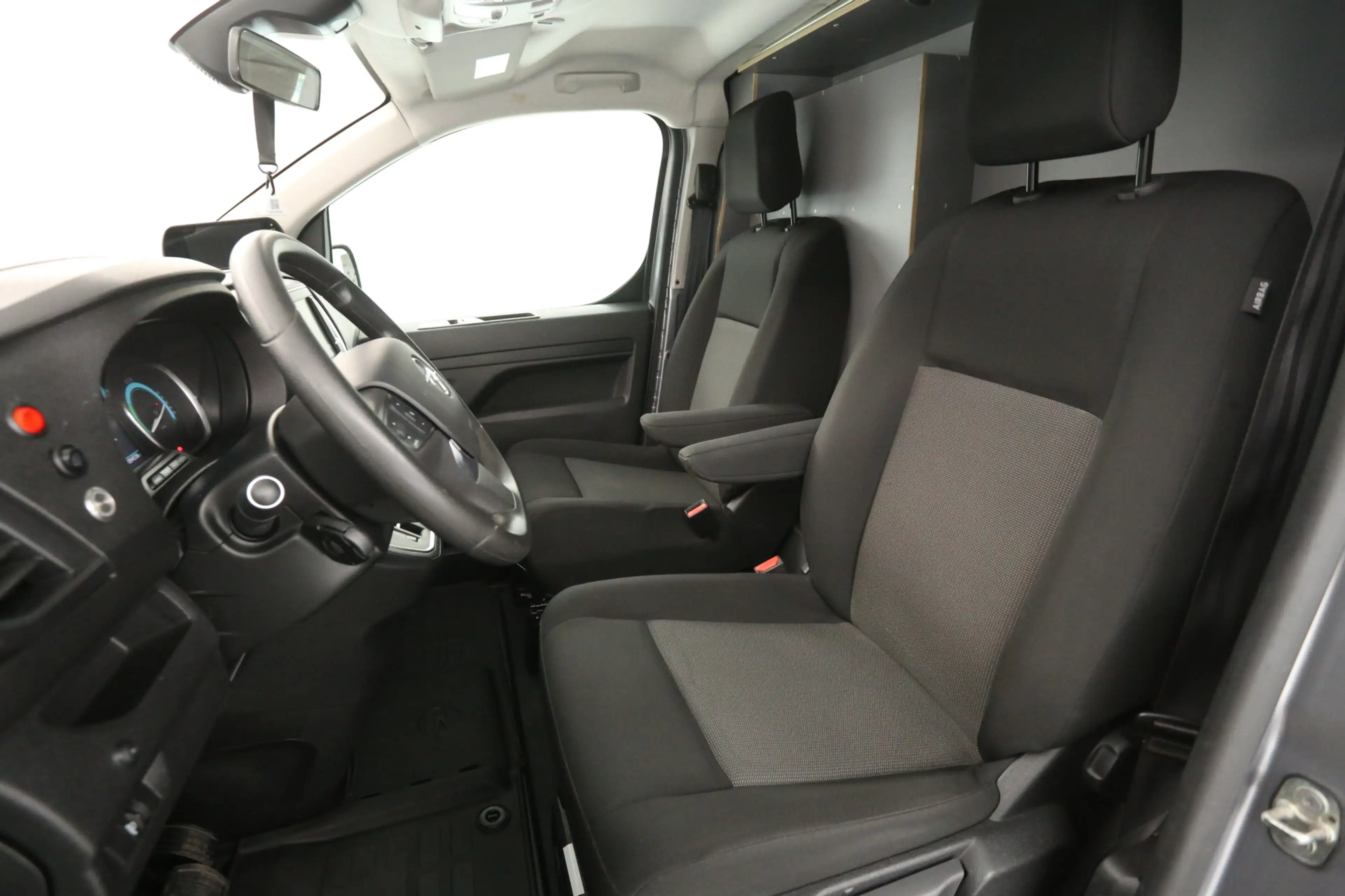 Peugeot e-Expert Opel Vivaro-e L2H1 75 kWh | Snelladen | SOH 96% | — photo 11