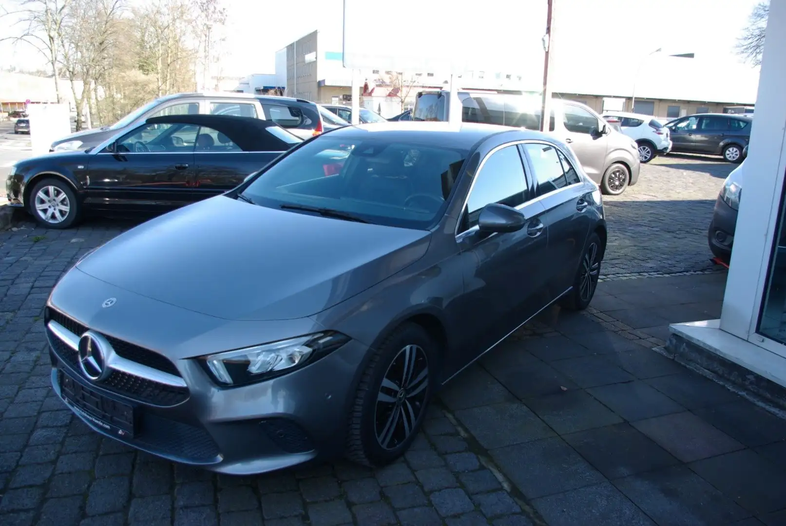 Mercedes-Benz A 180 A A 180 Grau - 2