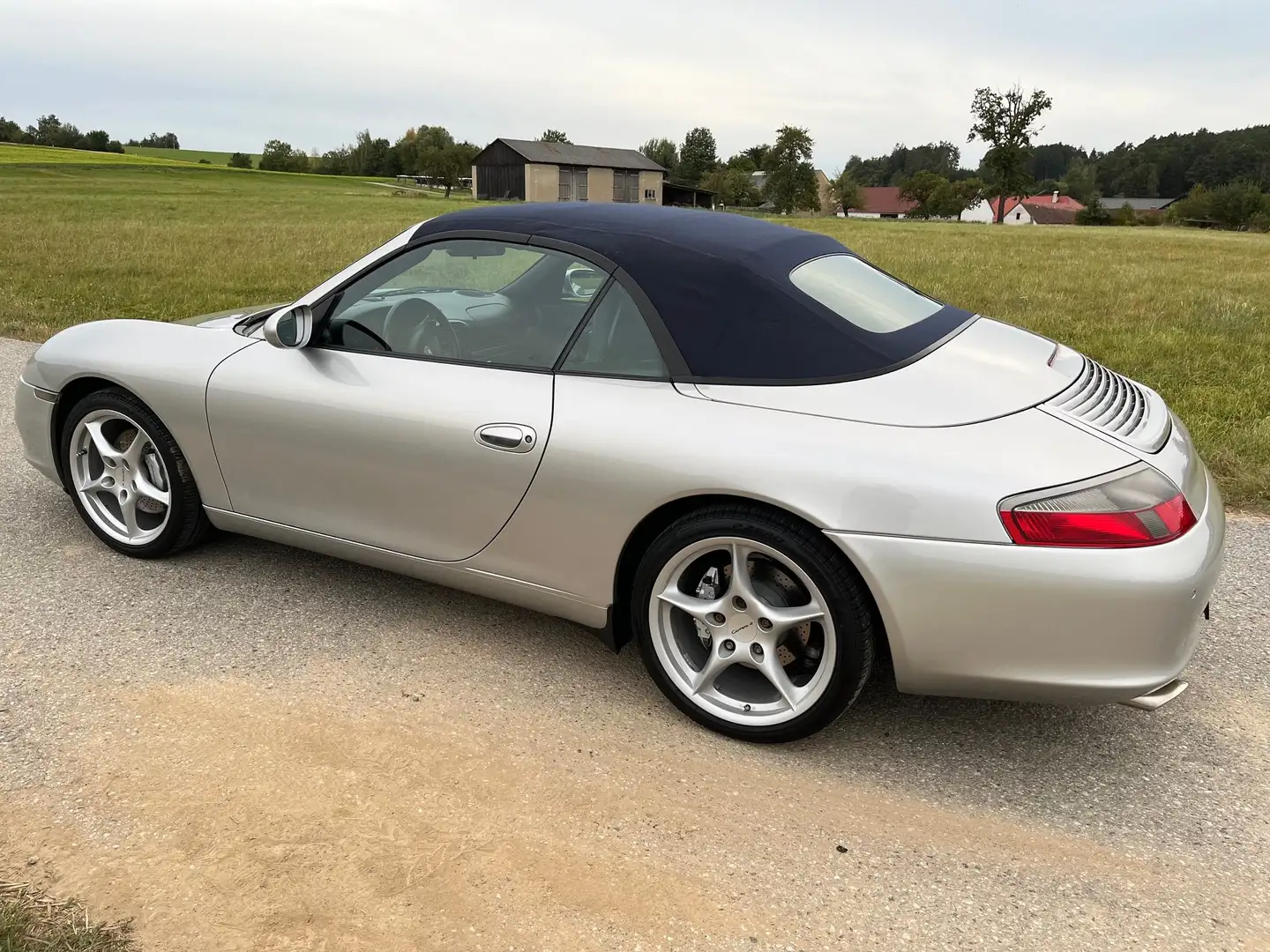 Porsche 911 911 Carrera 4 Cabrio Tiptronic Silber - 1
