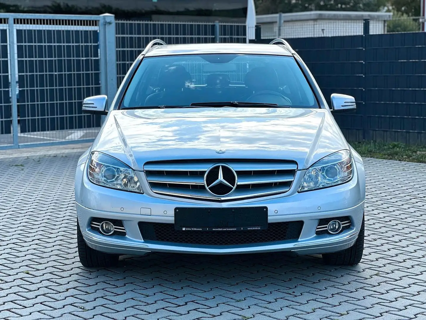 Mercedes-Benz C 180 T CGI BlueEfficiency Silber - 2