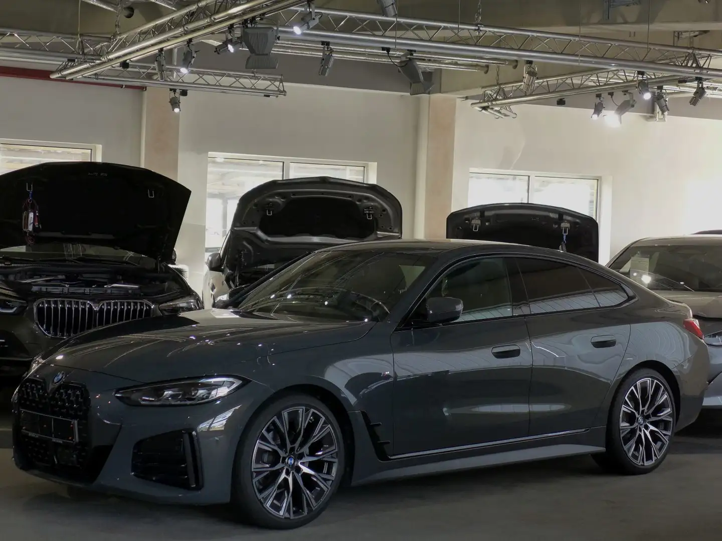 BMW 420 d xDriveMSport,360°,HUD,NP:76.840 Grau - 2