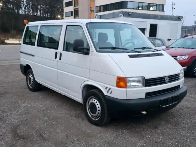 Volkswagen T4 Caravelle T4 Transporter 9 sitzer 1.9 TD