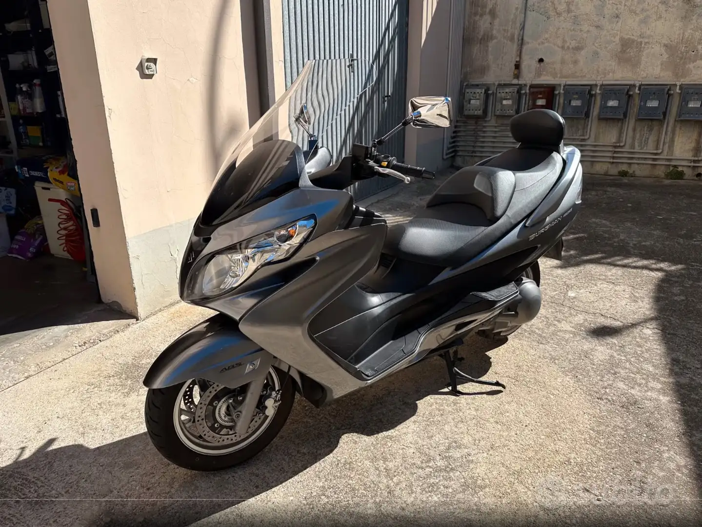 Suzuki Burgman 400 ABS Gris - 2