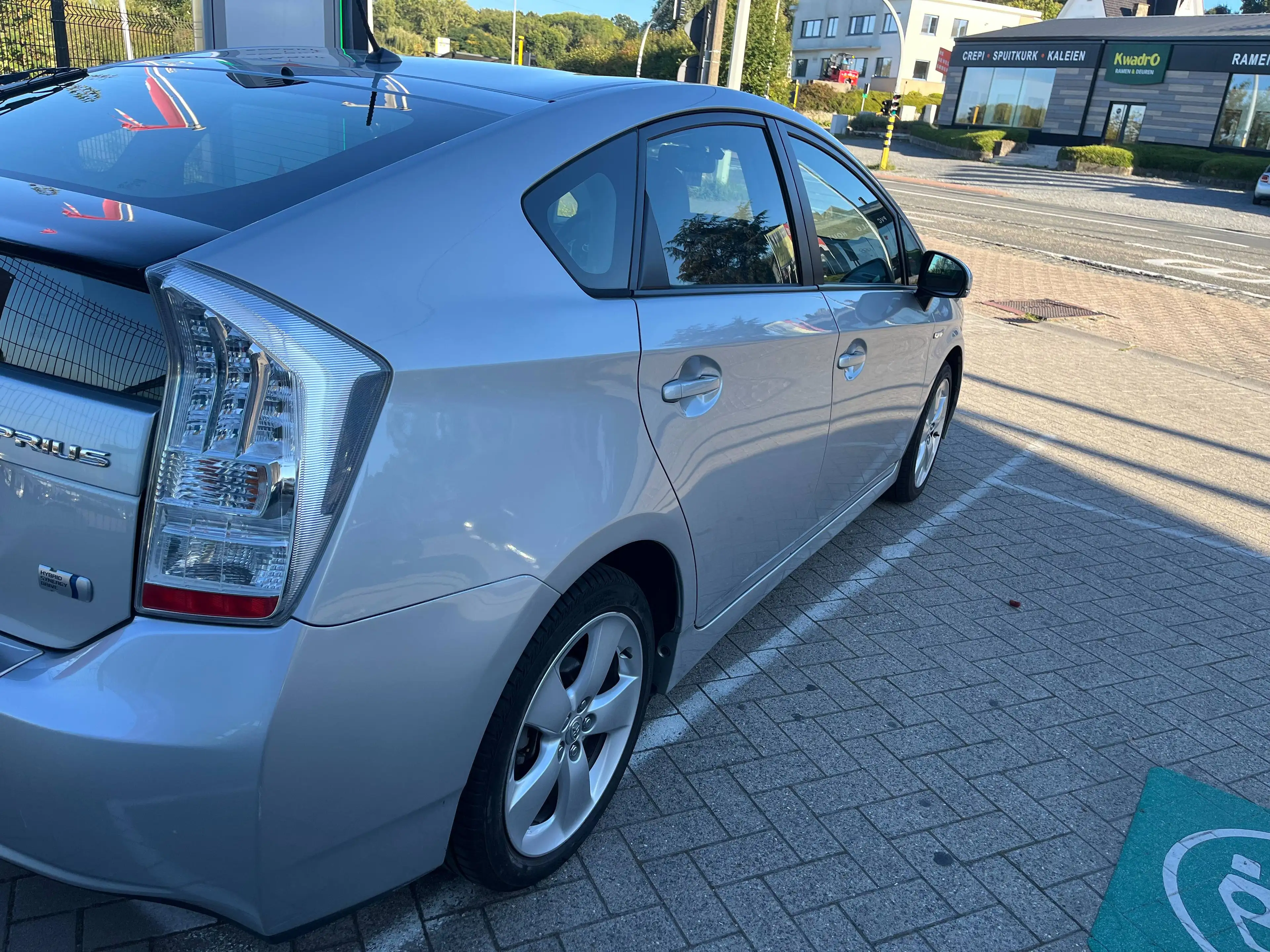 Toyota Prius Prius Hybrid 1.8i VVT-i Sol Garantie — photo 2