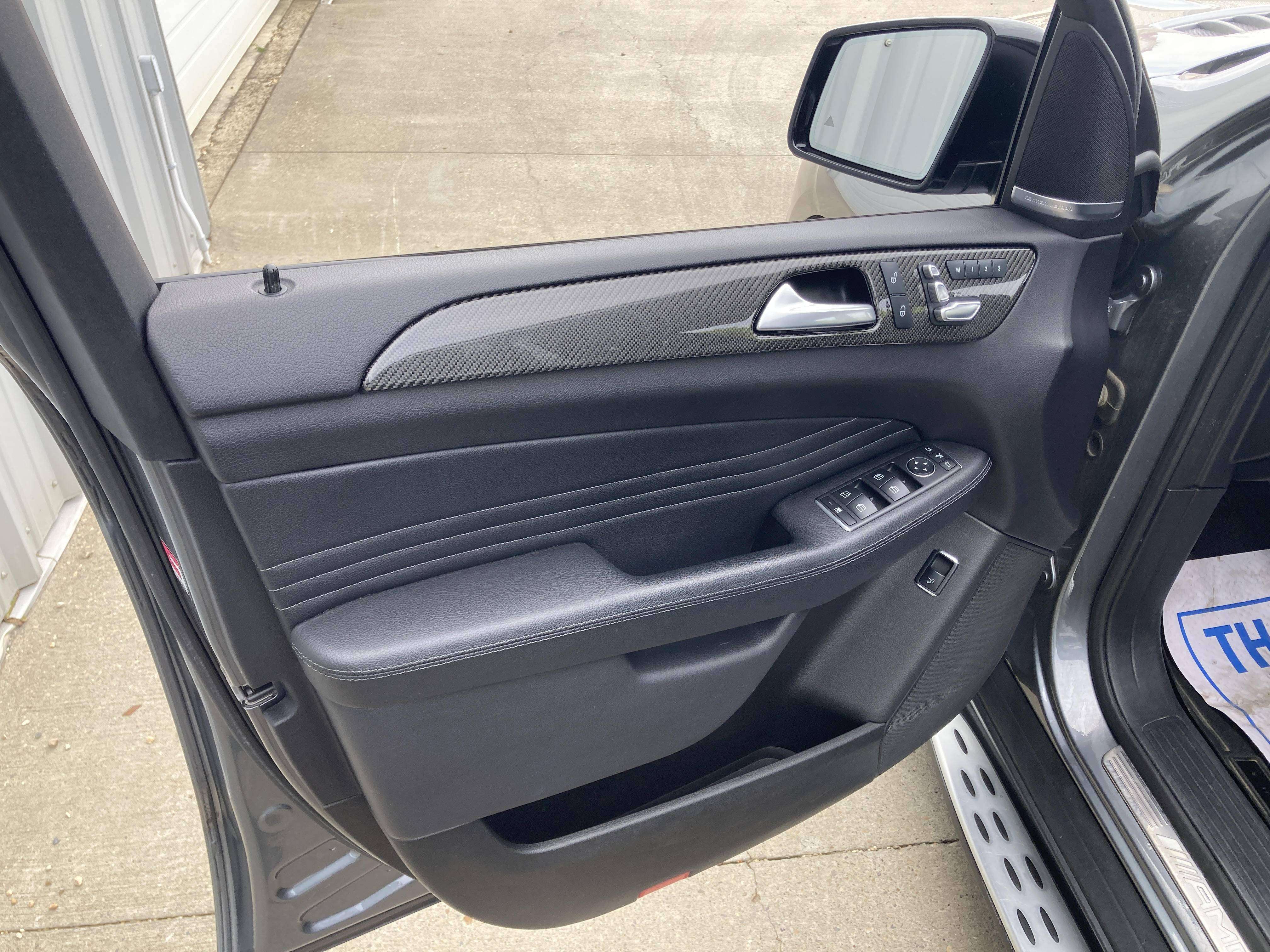 used 2019 Mercedes-Benz GLE car, priced at $42,900