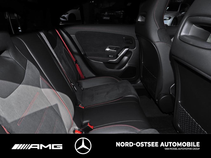Mercedes-Benz CLA 35 AMG 4M NIGHT DISTRO 360° KAMERA SOUND — photo 13