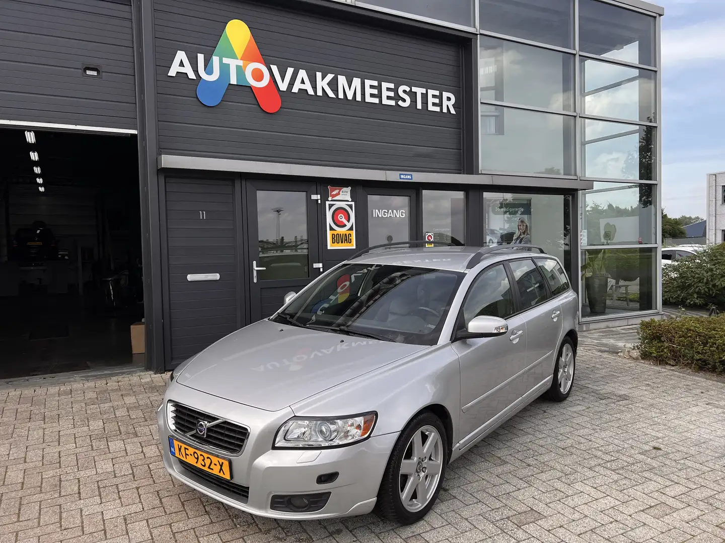 Volvo V50 1.8F Grau - 1