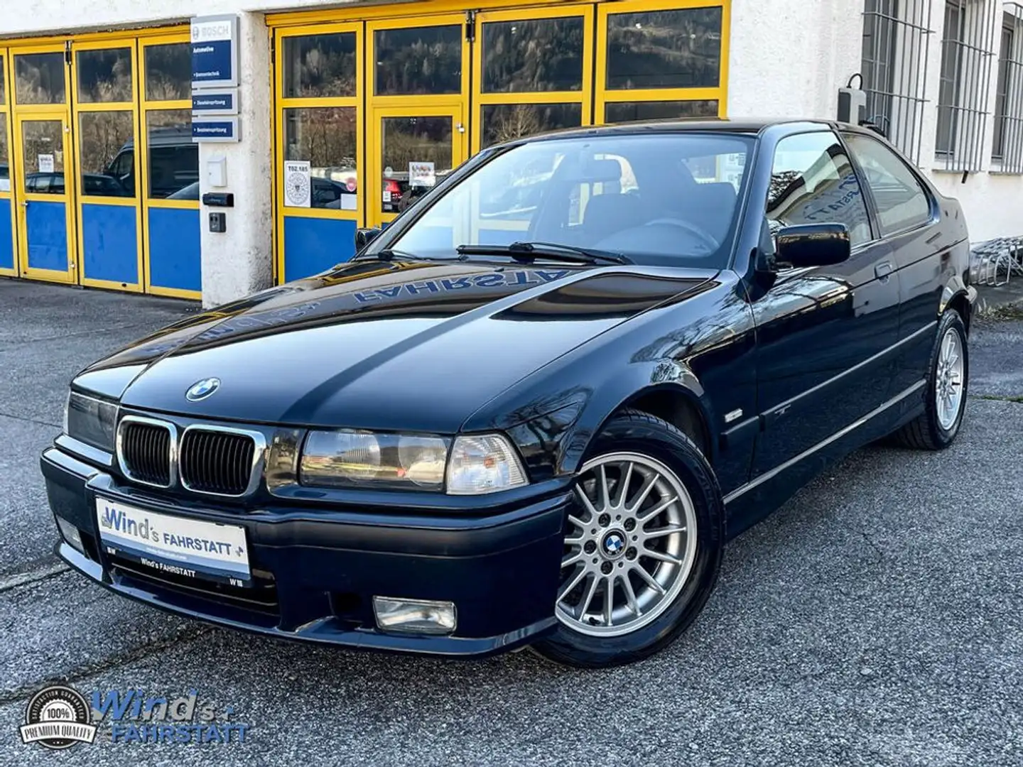 BMW 316 i Compact Sport Edition Noir - 1