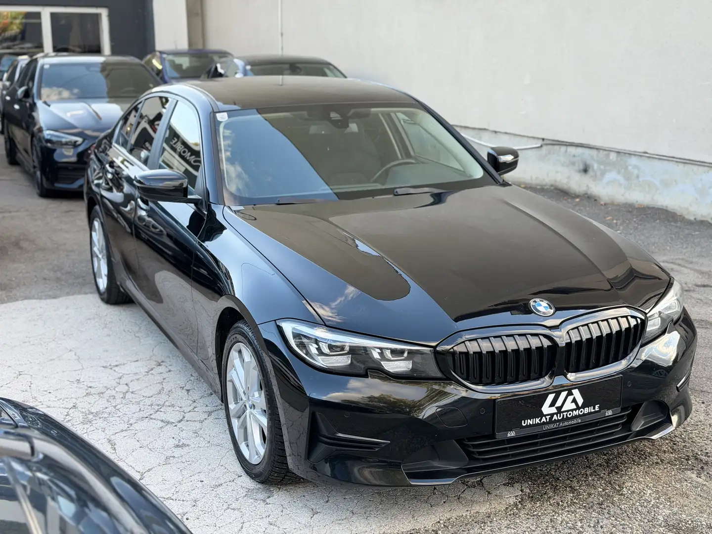 BMW 320 G20 320d  Advantage Aut. Schwarz - 2