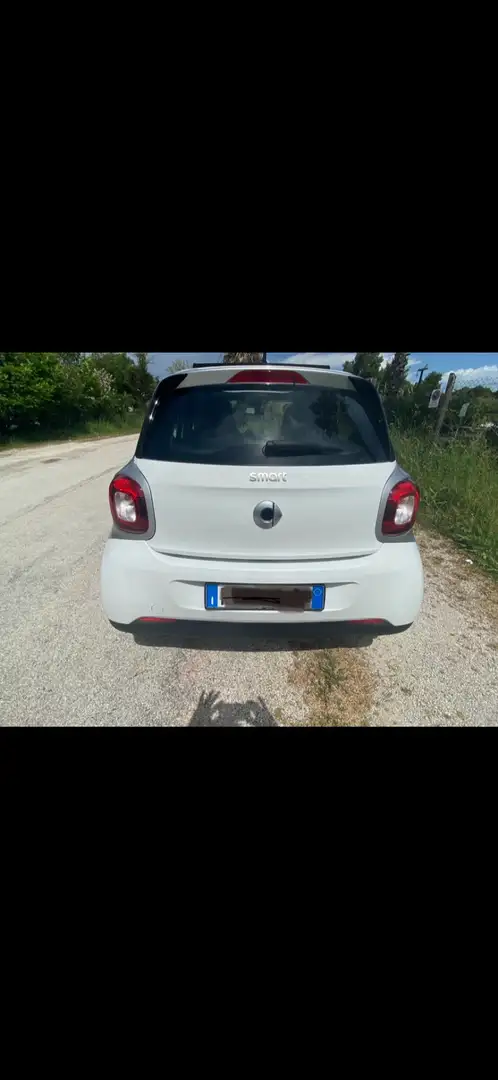 smart forFour 0.9 t Passion 90cv twinamic my18 Cabrio Blanco - 1