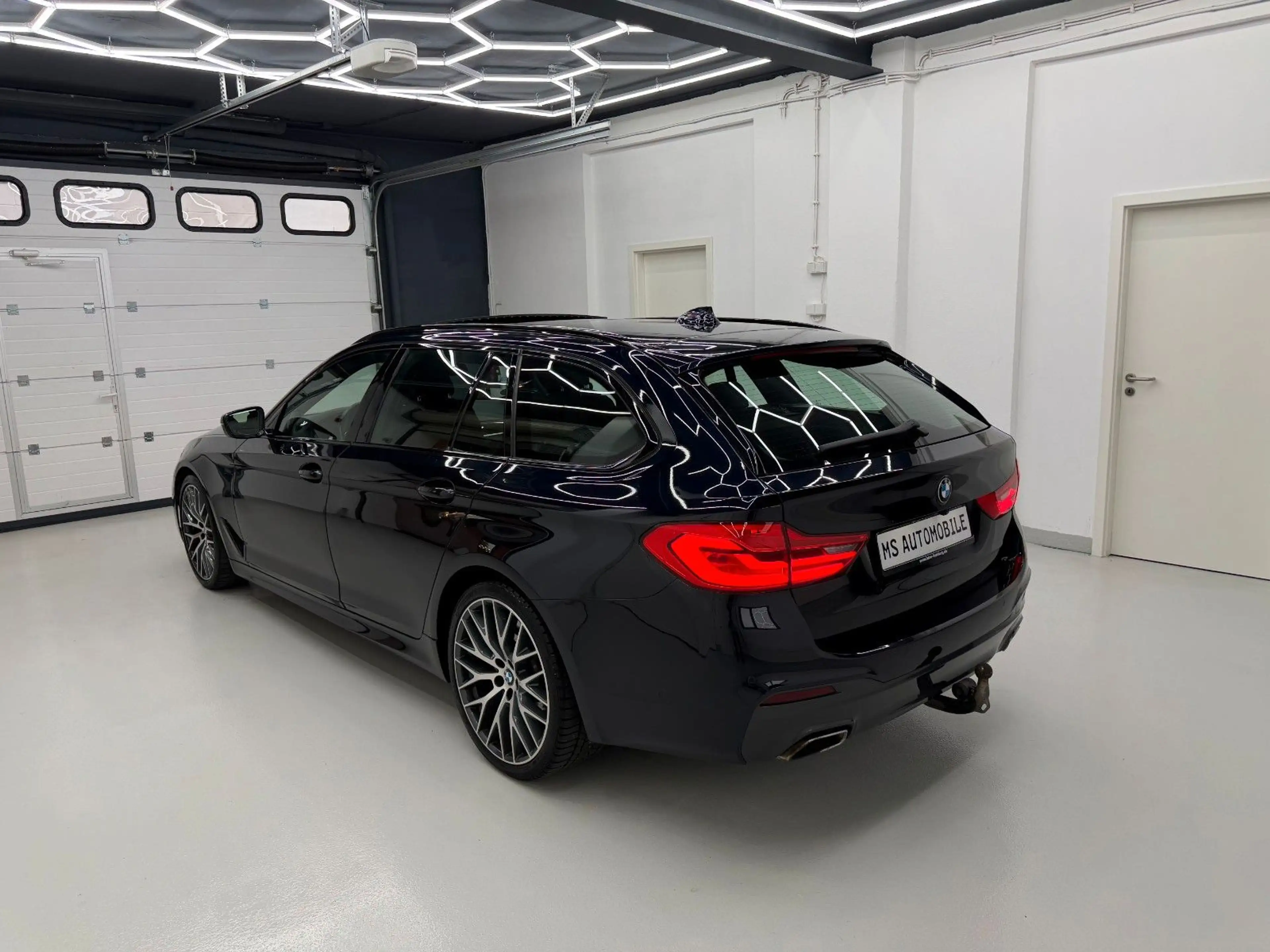 BMW 530 d M Sport Touring*HEAD-UP*PANO*VIRTUAL*R.KAM — photo 20