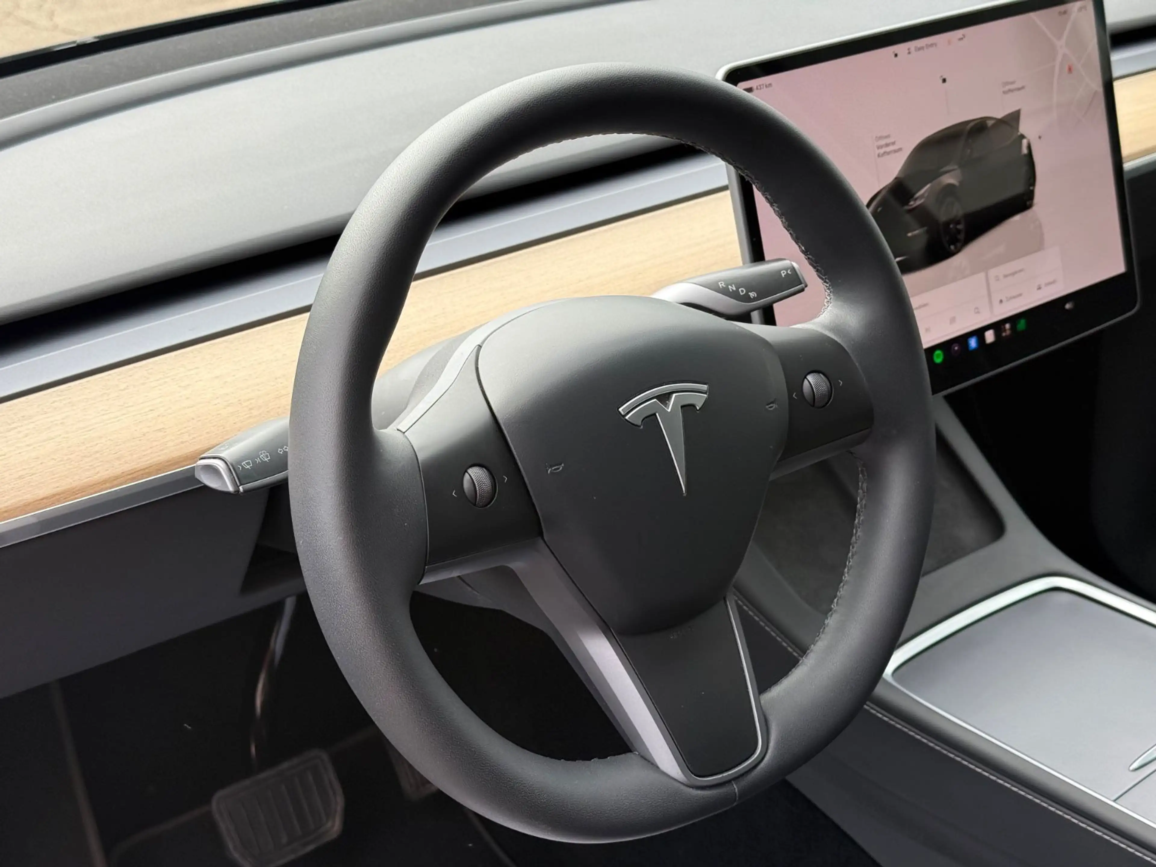 Tesla Model Y Long Range Dual AWD Max.Recichw. SOH — photo 14