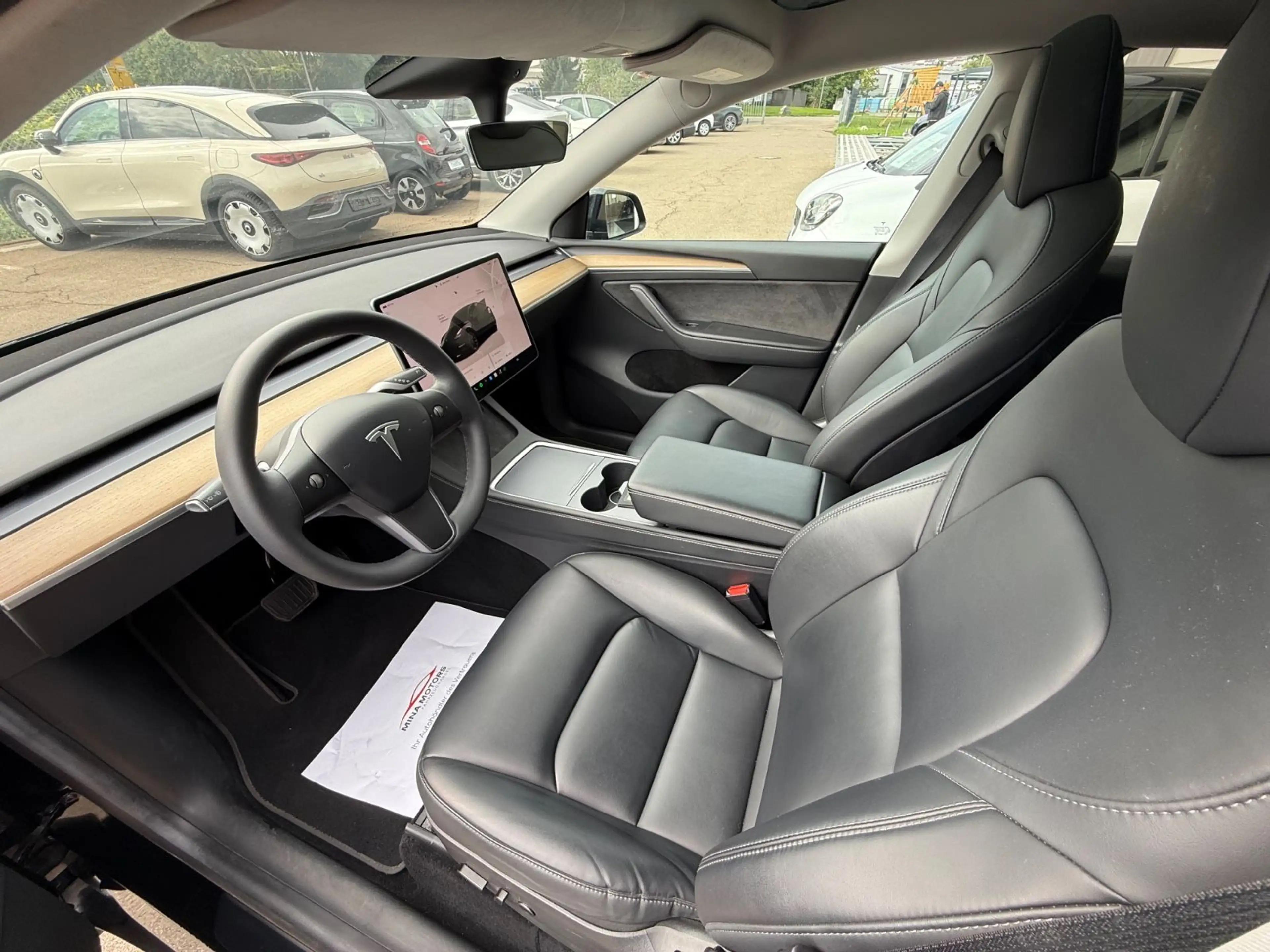Tesla Model Y Long Range Dual AWD Max.Recichw. SOH — photo 7