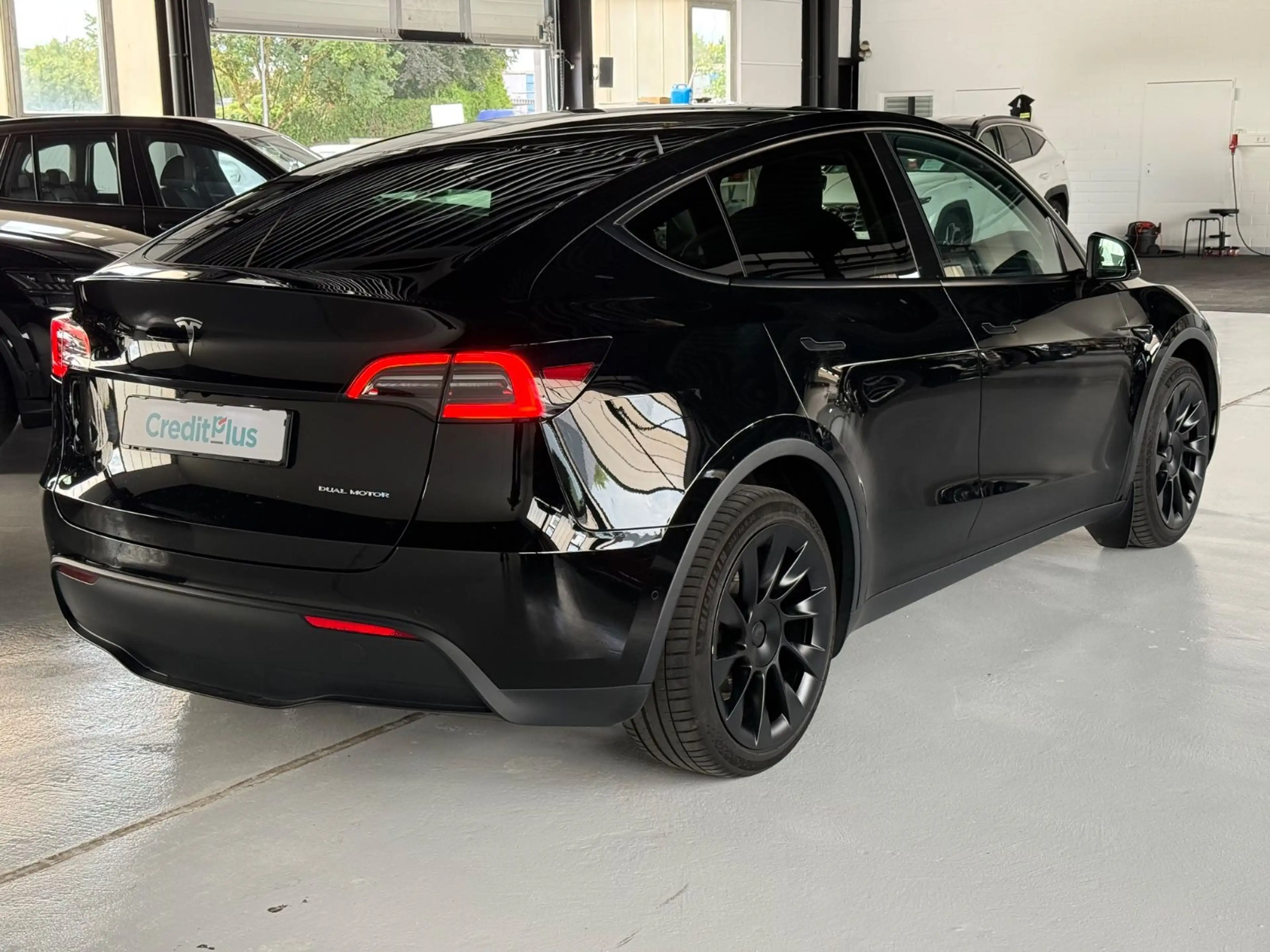 Tesla Model Y Long Range Dual AWD Max.Recichw. SOH — photo 4