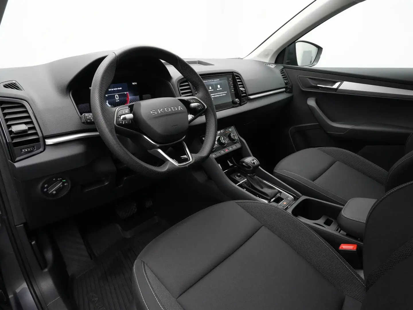 Skoda Karoq 1.5 TSI ACT 150 pk DSG Business Edition | LED | St Gris - 2