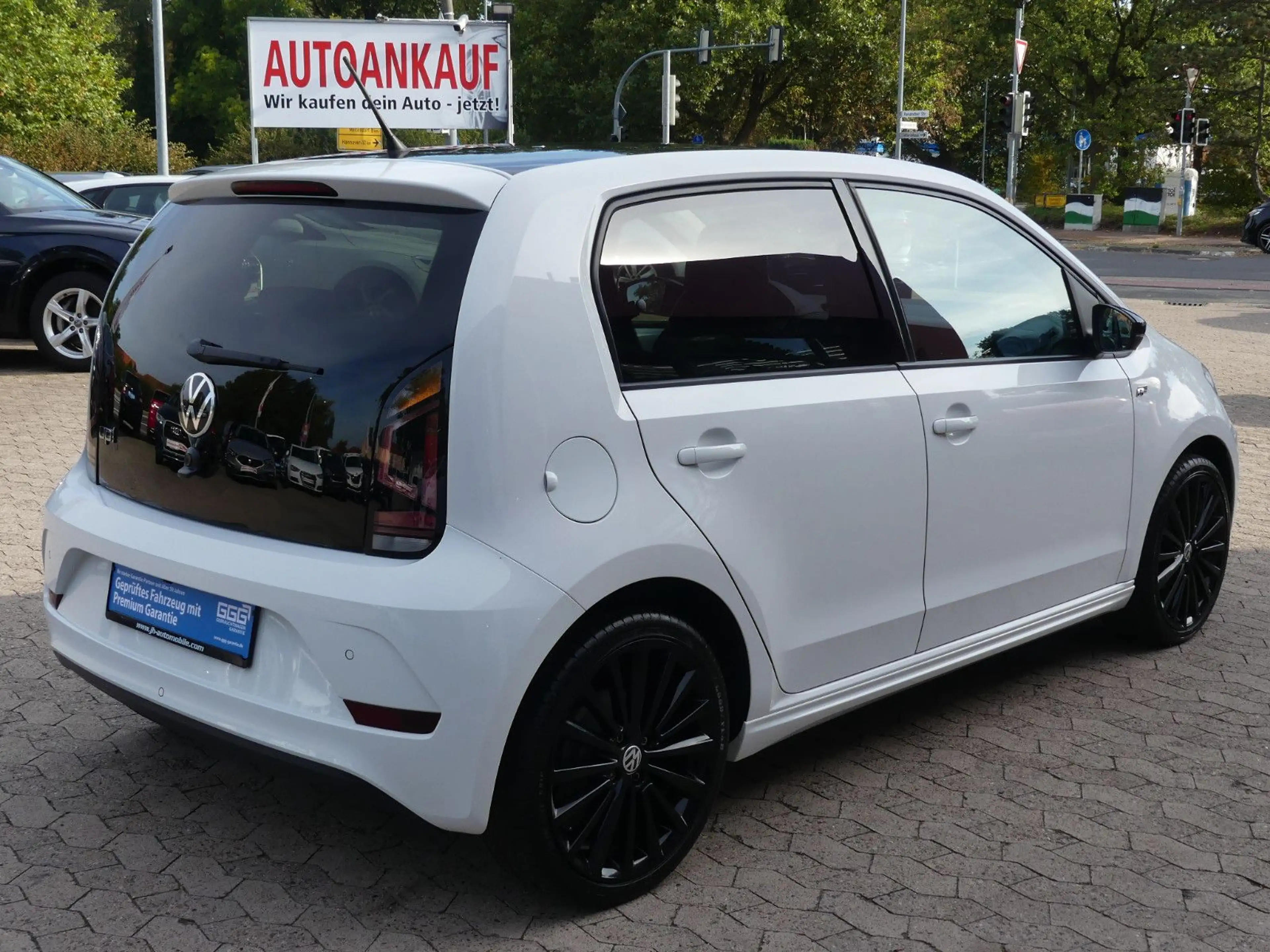 Volkswagen up! R-Line Kamera*Sitzheizung*8-fach*ab 149€ — photo 6