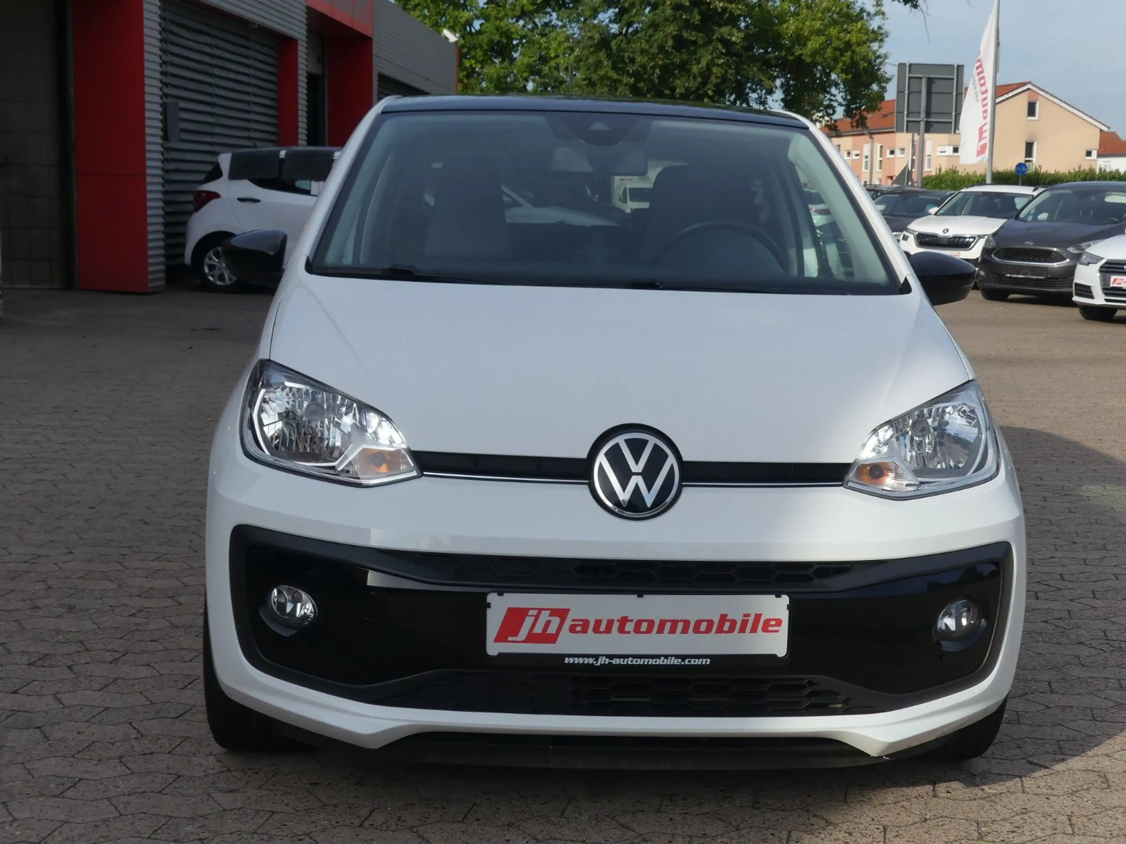Volkswagen up! R-Line Kamera*Sitzheizung*8-fach*ab 149€ — photo 9