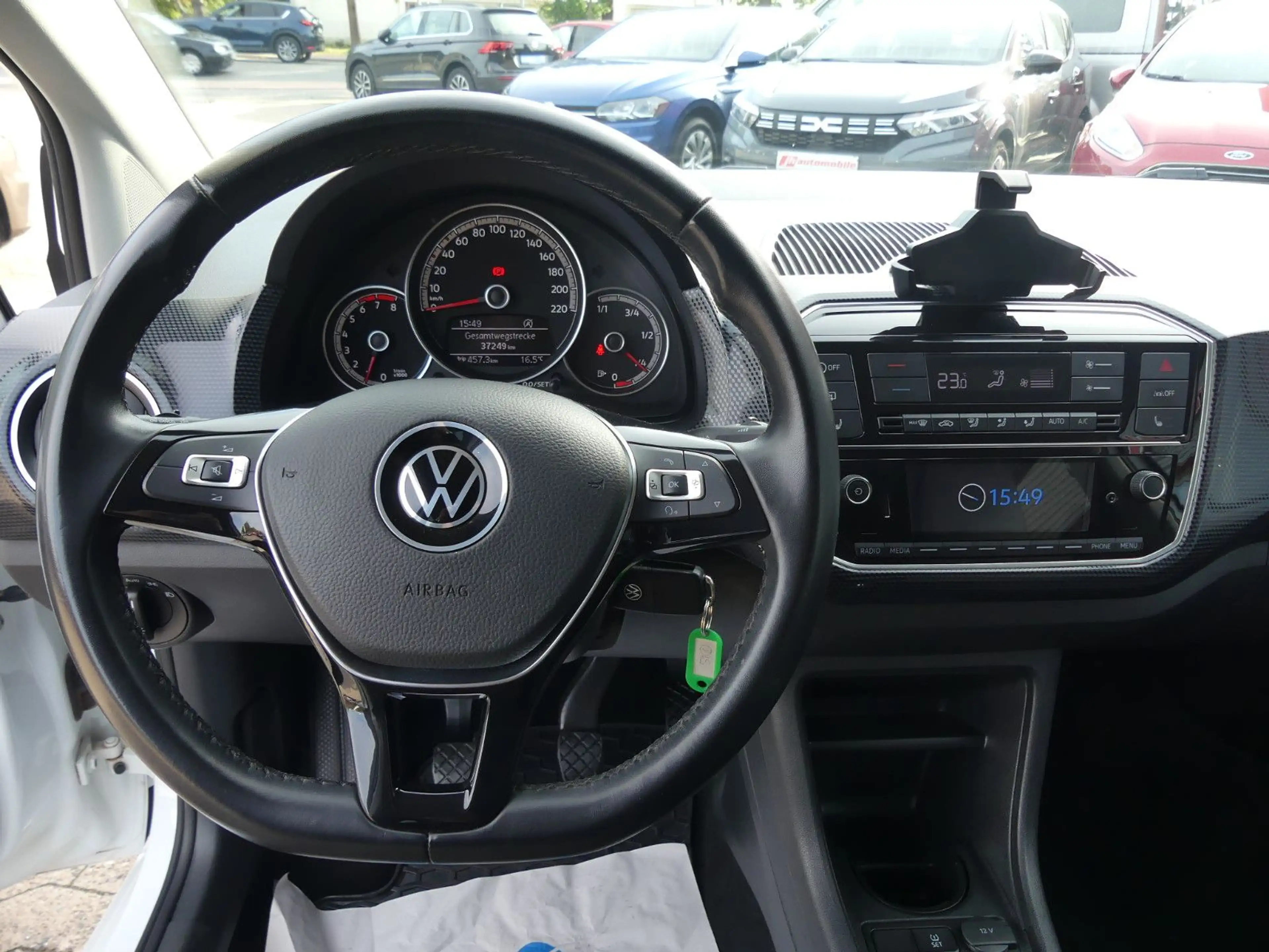 Volkswagen up! R-Line Kamera*Sitzheizung*8-fach*ab 149€ — photo 15
