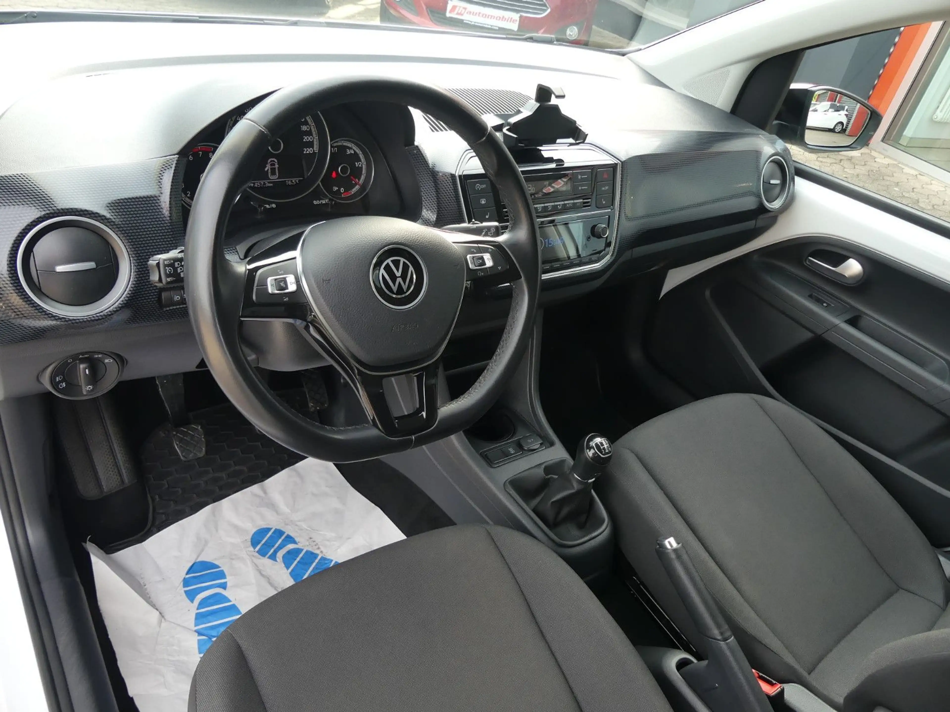 Volkswagen up! R-Line Kamera*Sitzheizung*8-fach*ab 149€ — photo 13