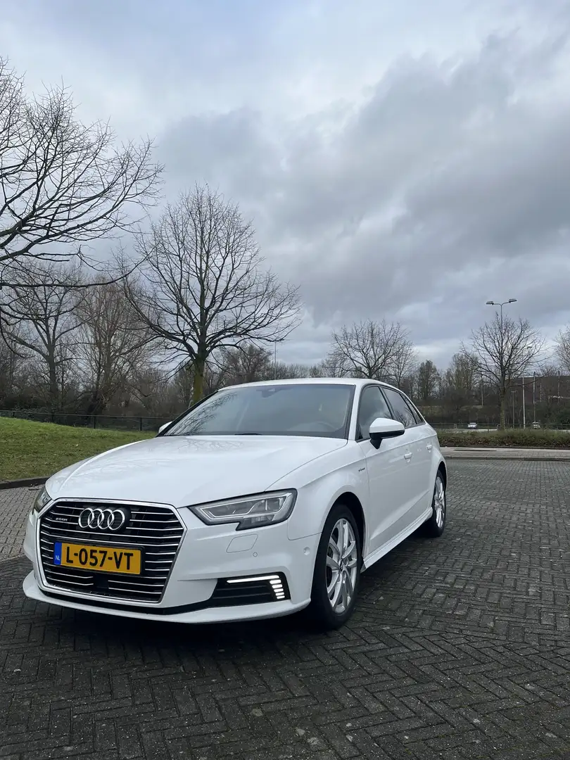 Audi A3 1.4 TFSI Sportback e-tron sport - 1