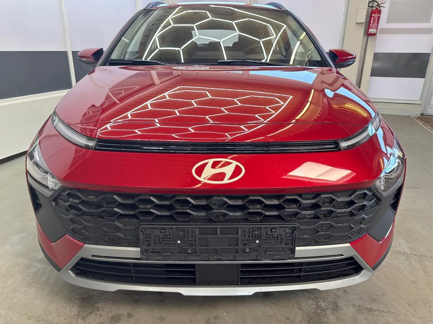 Hyundai BAYON LIFE FL NAVI RFK PDC TEMPOMAT 1.0 T-GDi 73,5kW/... Rojo - 2